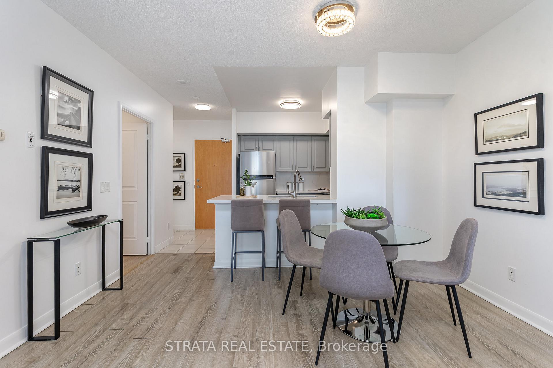 3 Bedrooms Condo at 4978 Yonge, Toronto For sale