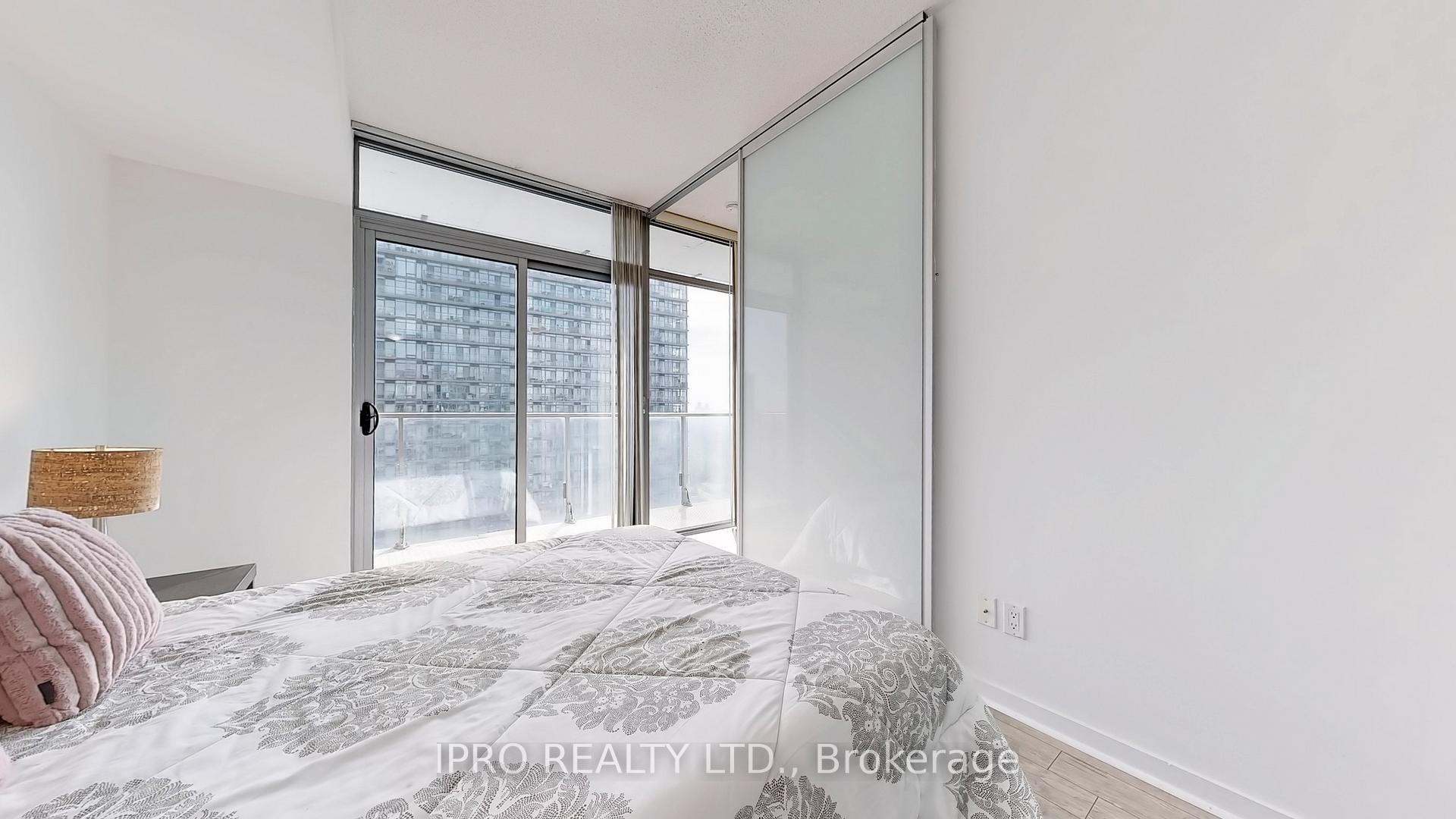 3 Bedrooms Condo at 103 The Queensway, Toronto For sale