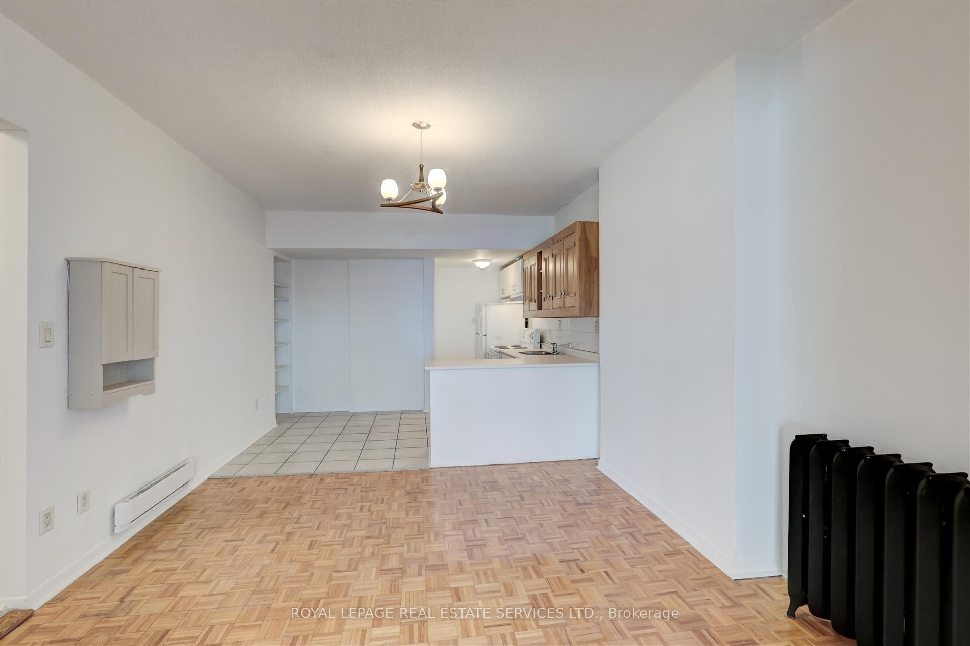 1530 King Street W, #101