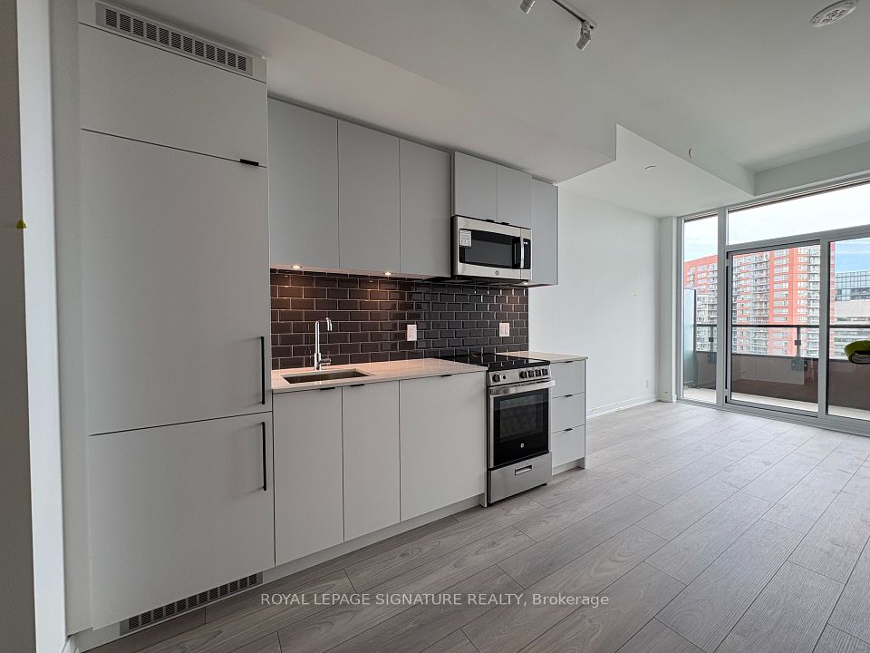 285 Dufferin