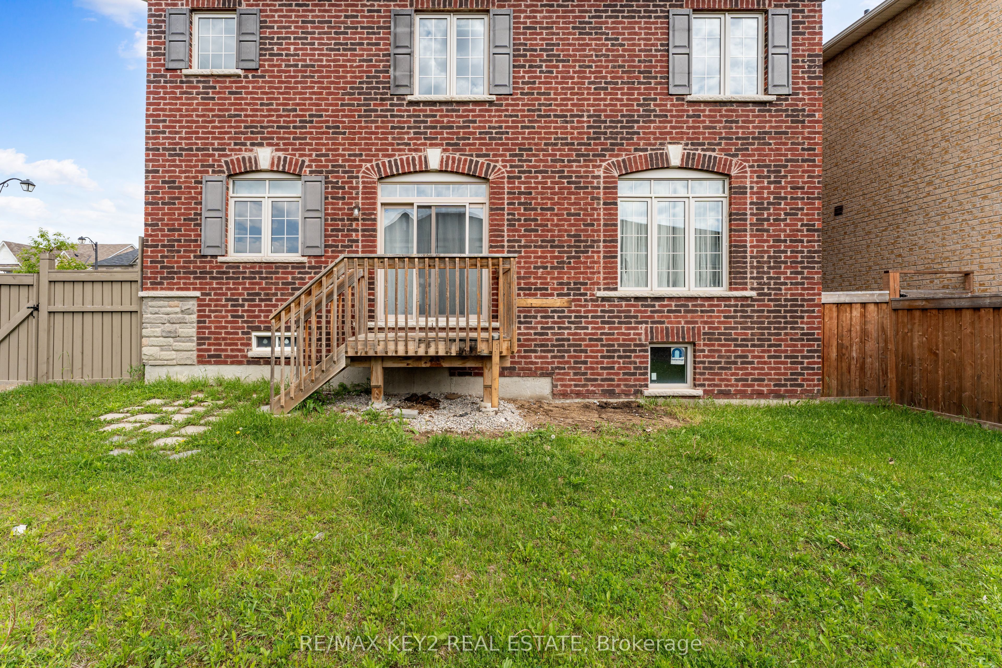 42 Boone Crescent
