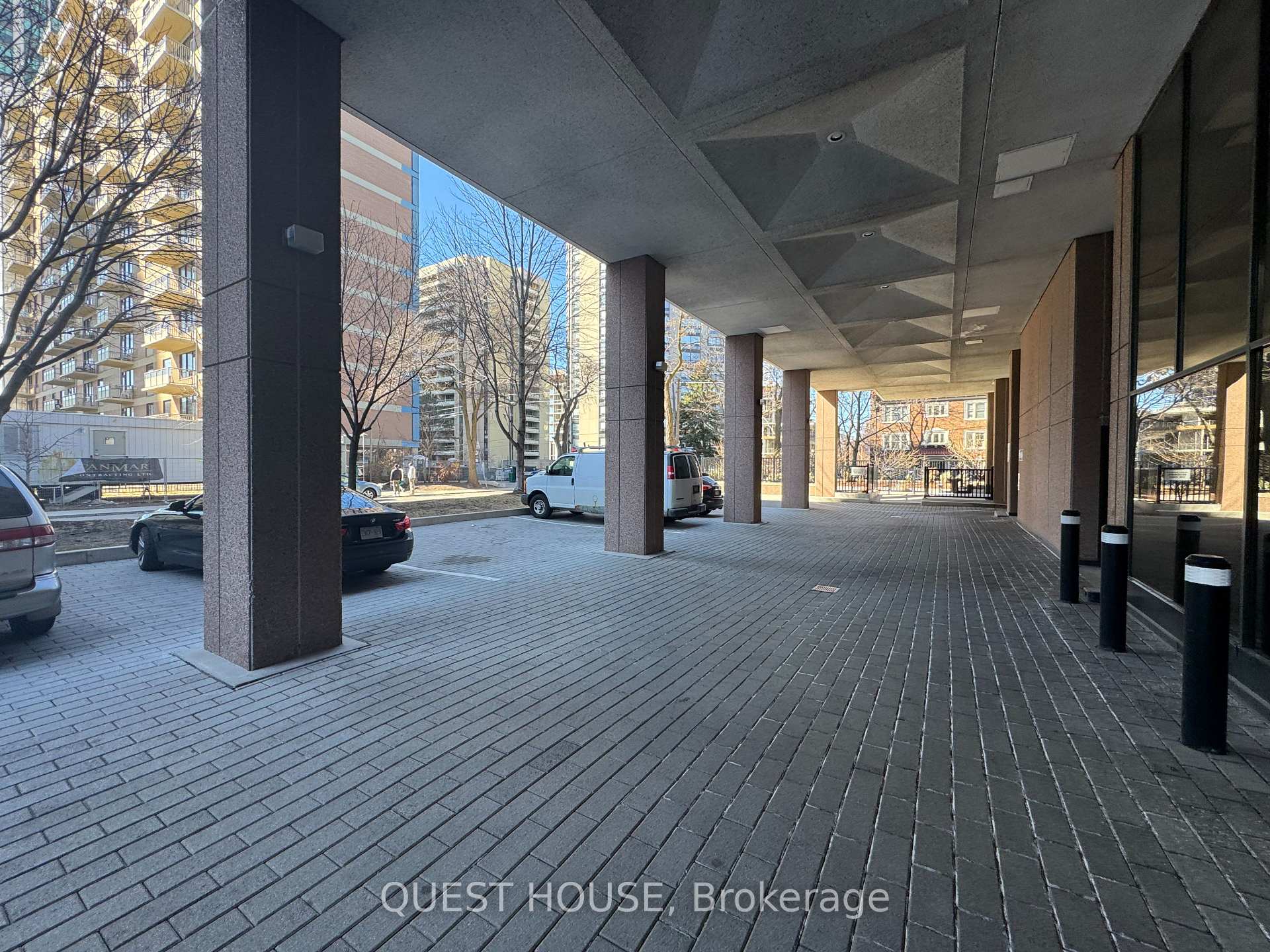 2 Bedrooms Condo at 447 Walmer,  Toronto For sale