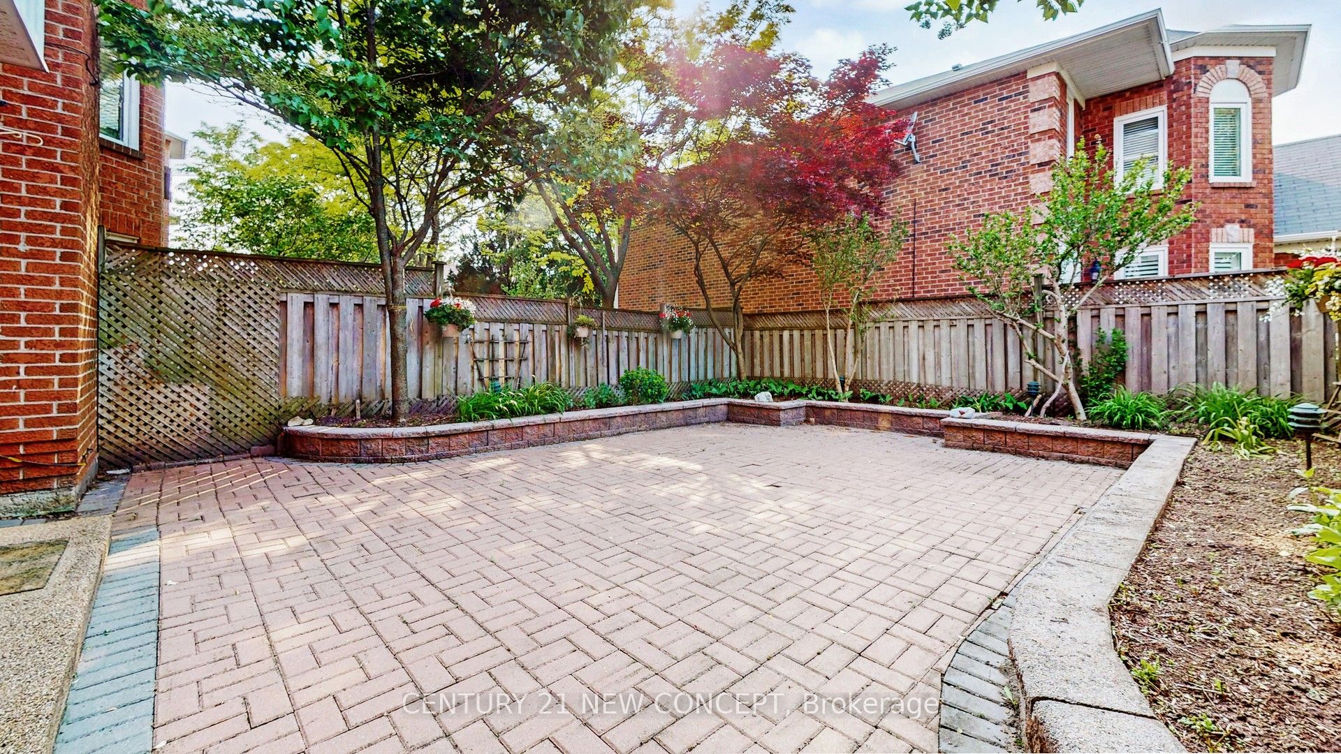 2038 Lumberman Lane
