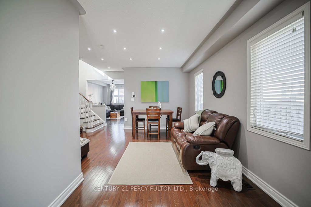 227 Cabin Trail Crescent, Whitchurch-Stouffville, ON L4A 0S3