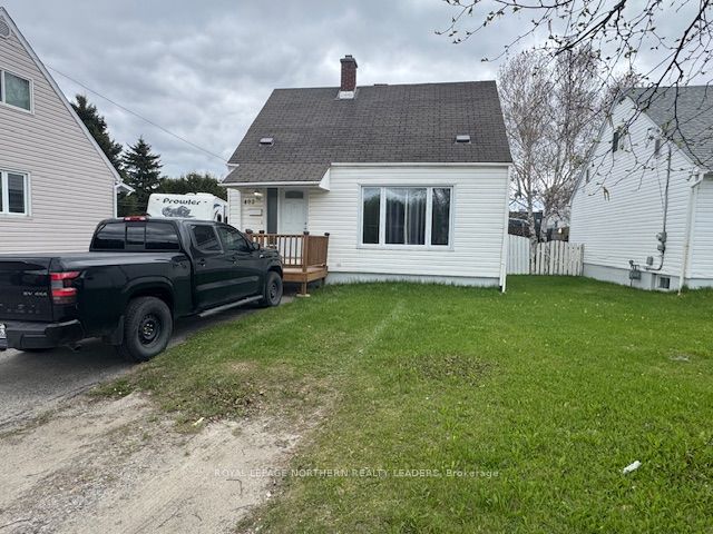 402 Maclean