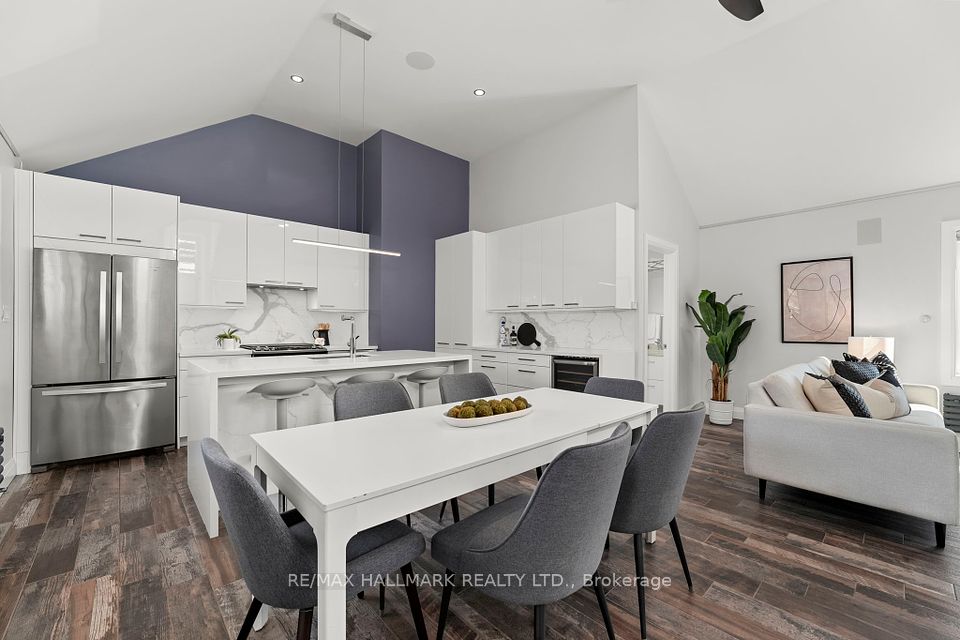 272&276 King Edward Avenue, Toronto, ON M4C 0A8