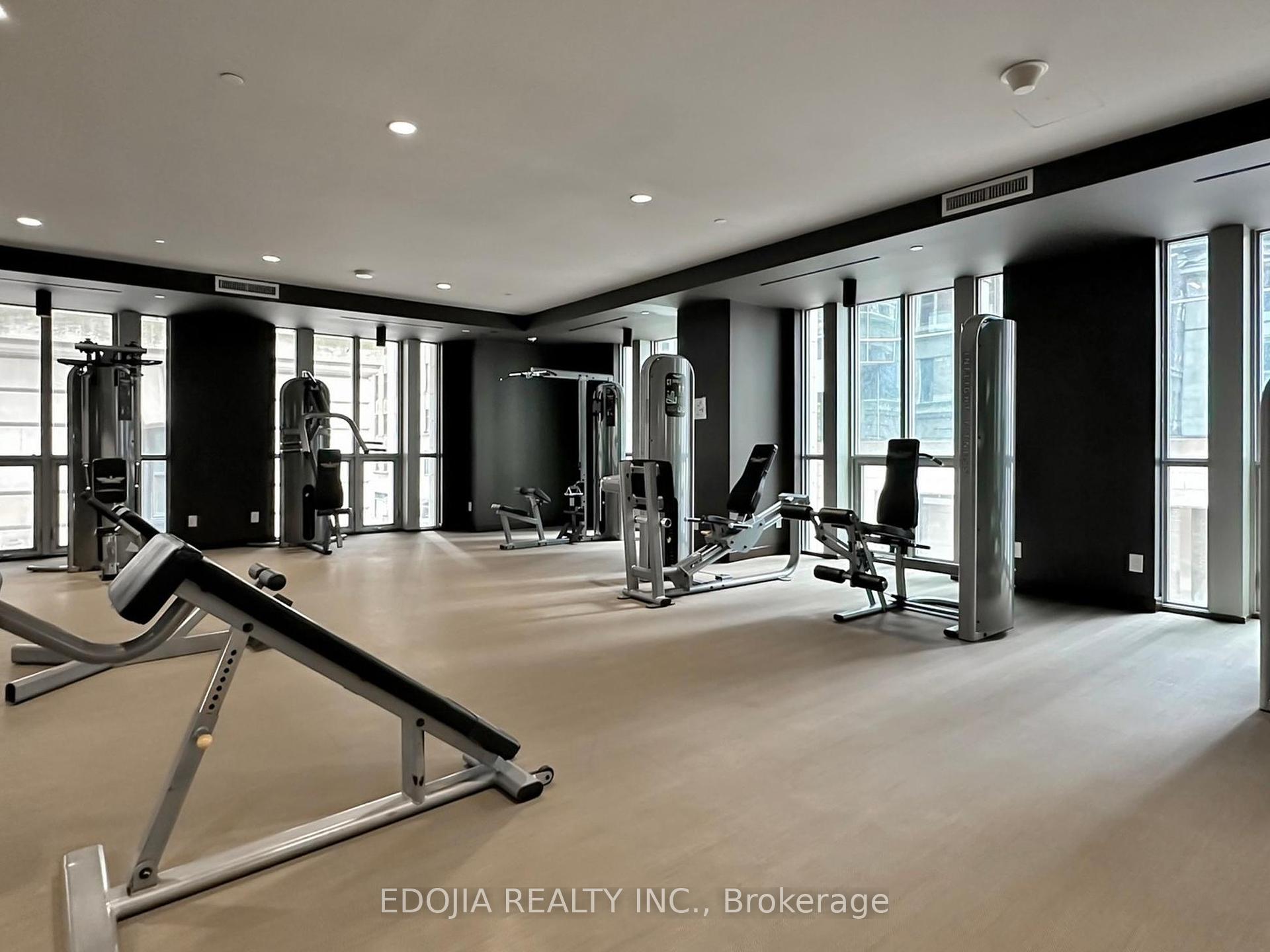 1 Bedroom Condo at 70 Temperance, Toronto For sale