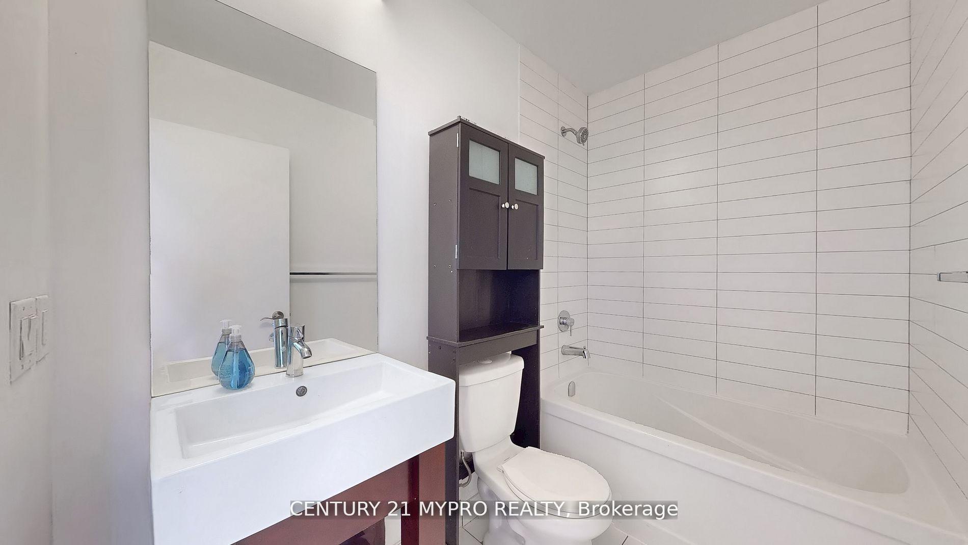 2 Bedrooms Condo at 840 Queen’s Plate,  Toronto For sale