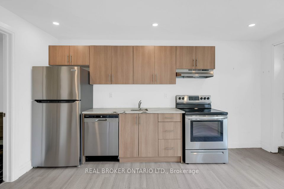 54 Coldwater Road, Tay, ON L0K 2C0