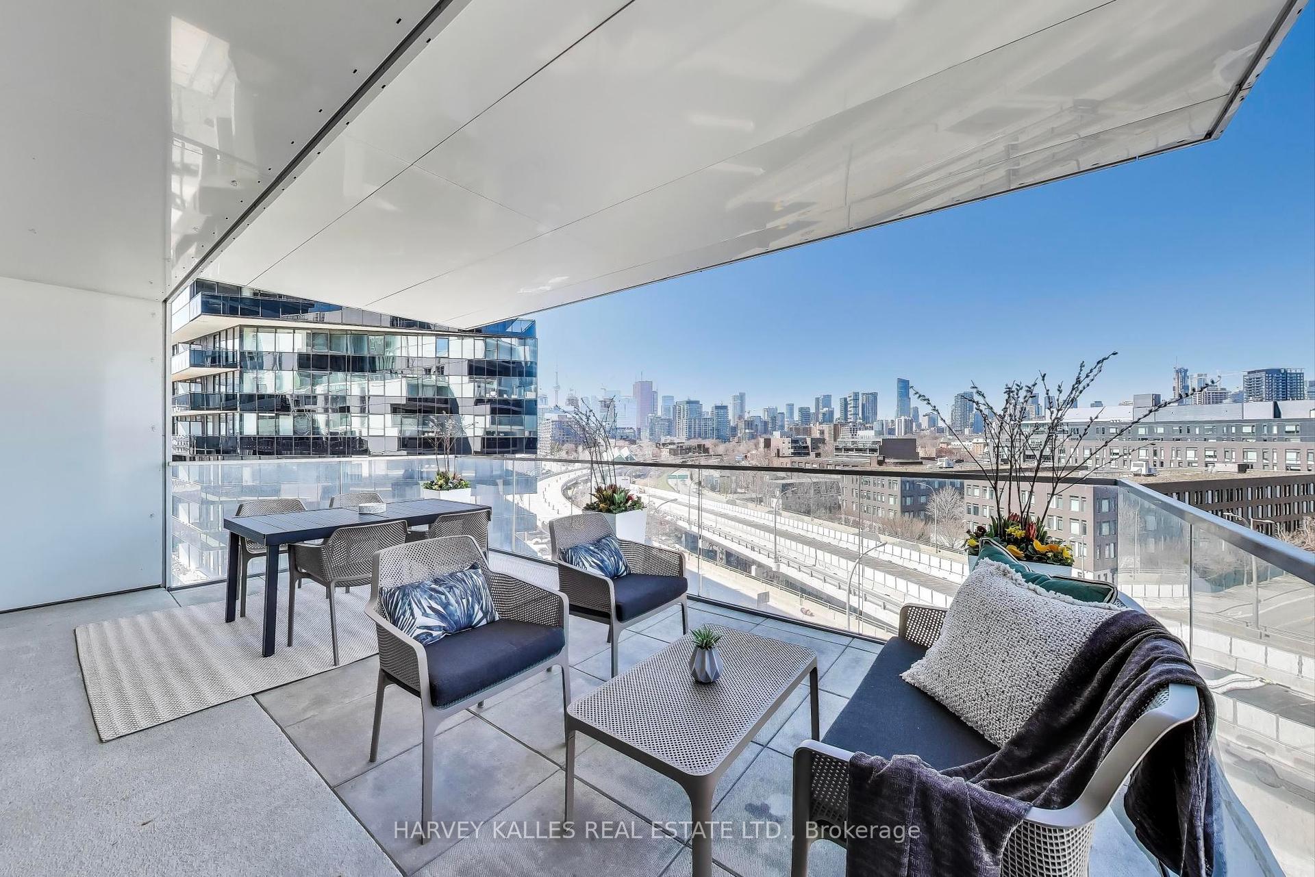 2 Bedrooms Condo at 170 Bayview,  Toronto For sale