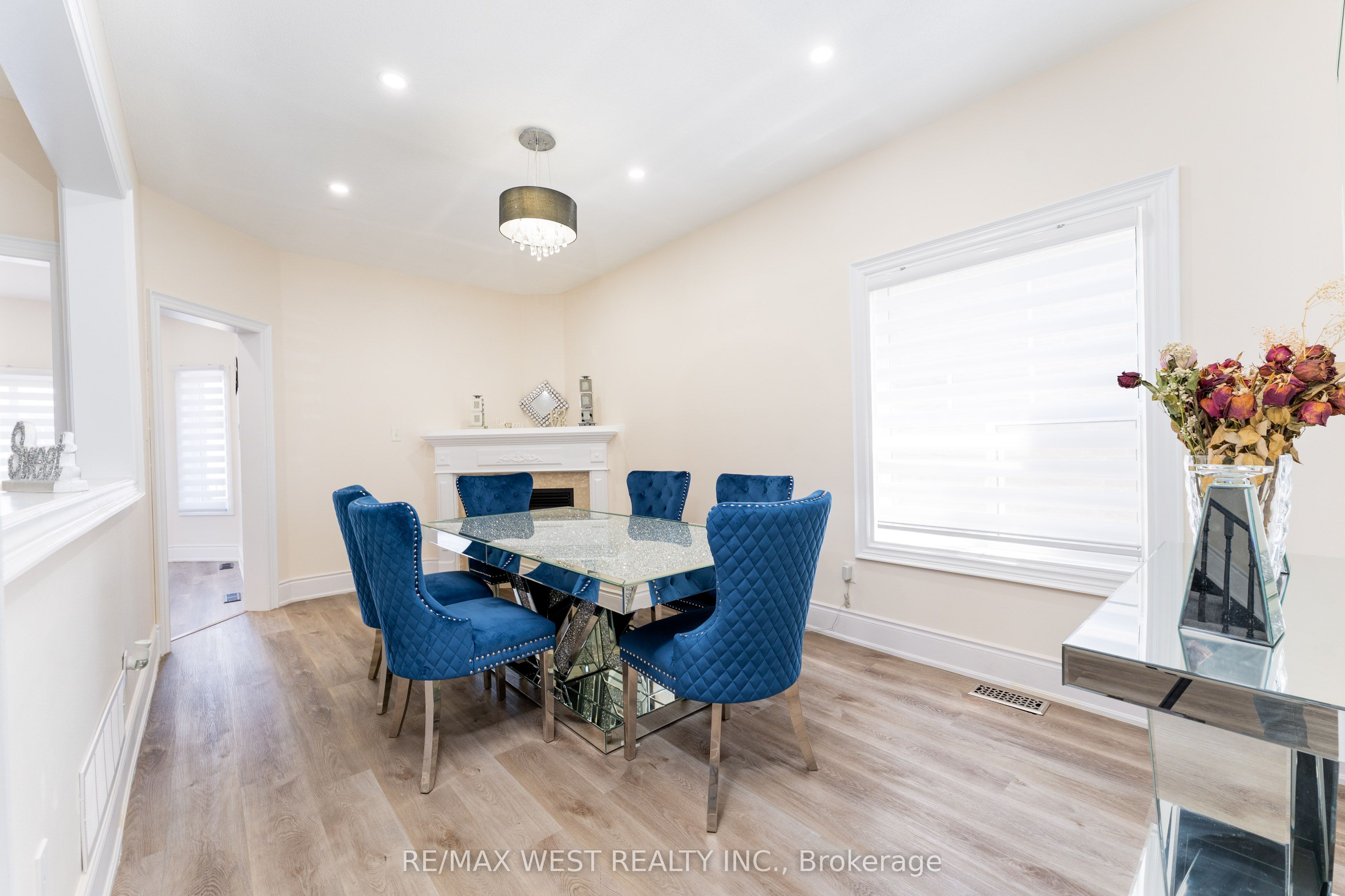 14 Jessica Drive