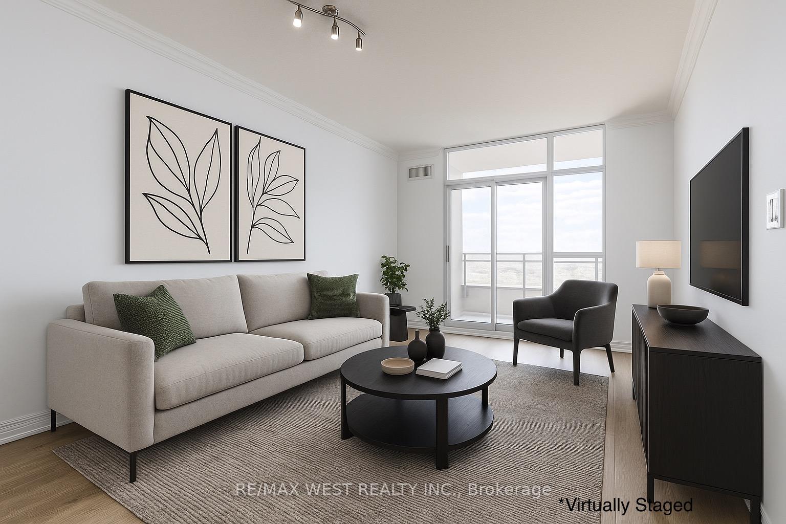 2 Bedrooms Condo at 9235 Jane, Vaughan For sale