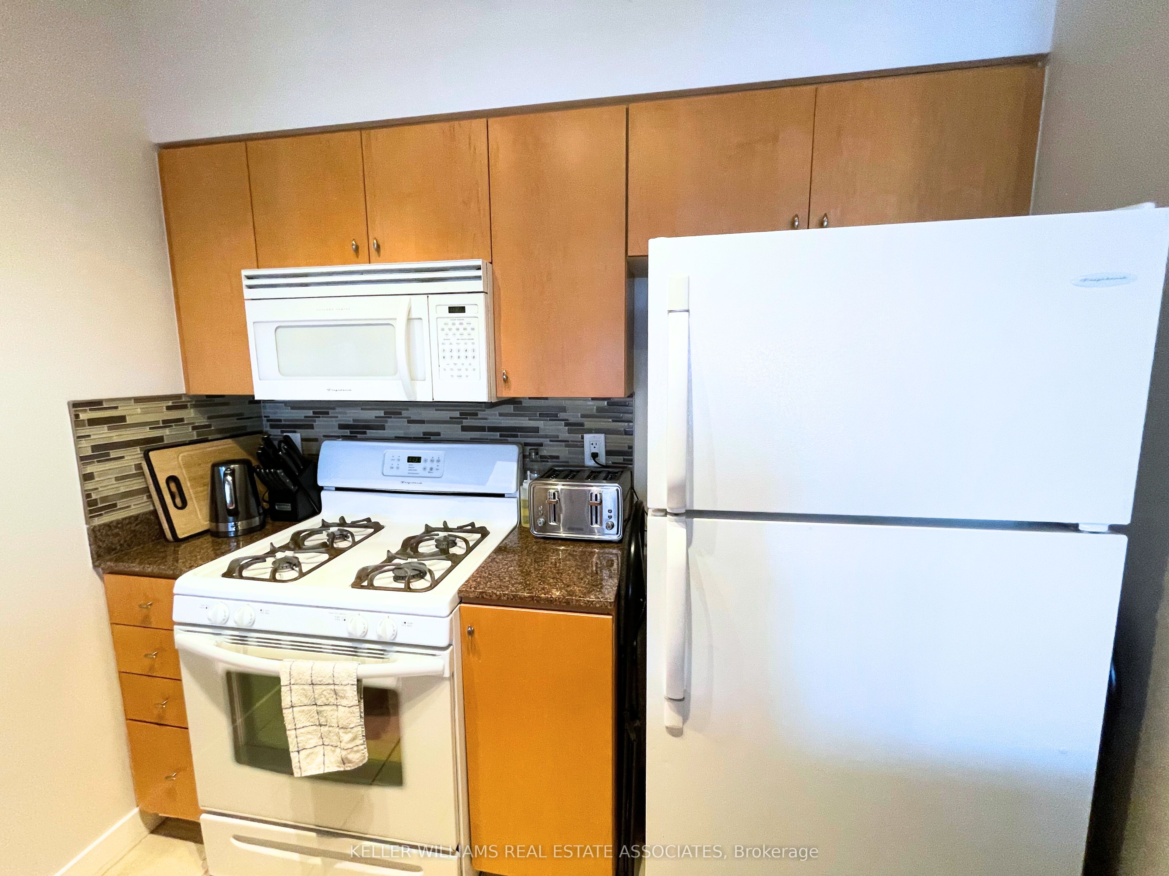 5 Mariner Terrace, #1011