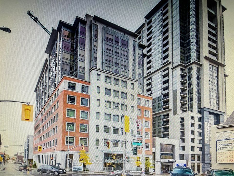 150 Main Street W