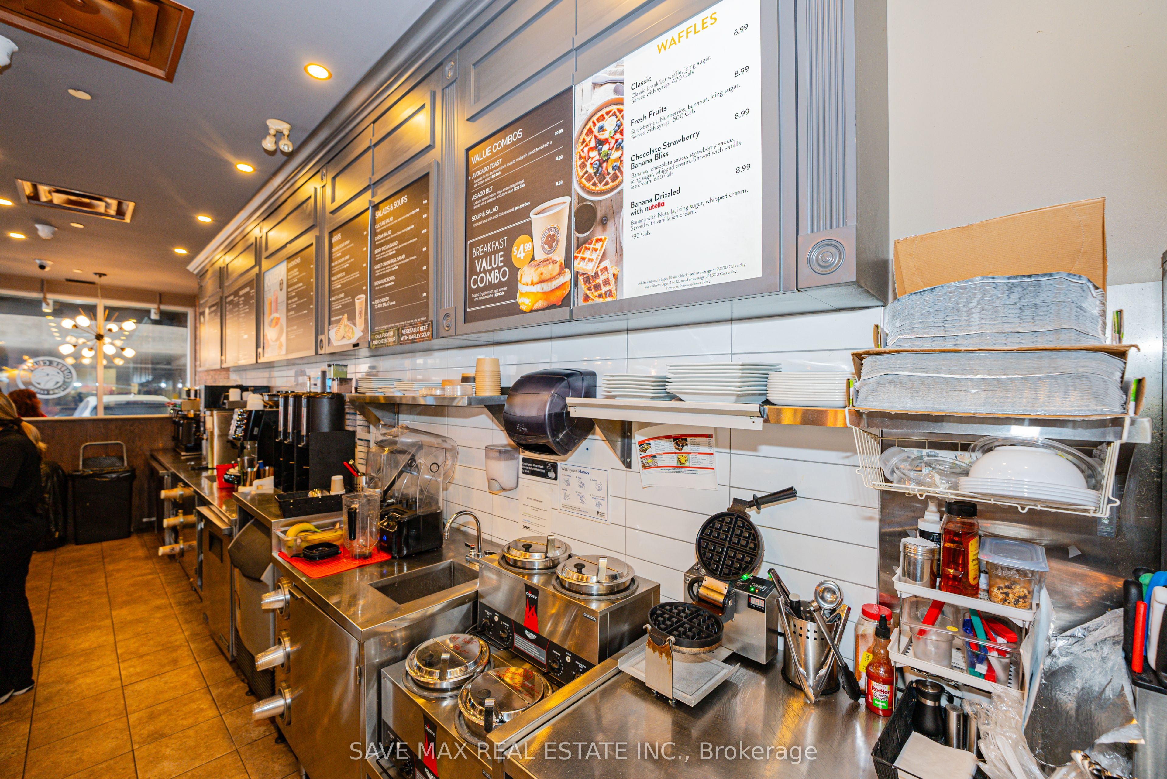 515 Lakeshore Road E, #101
