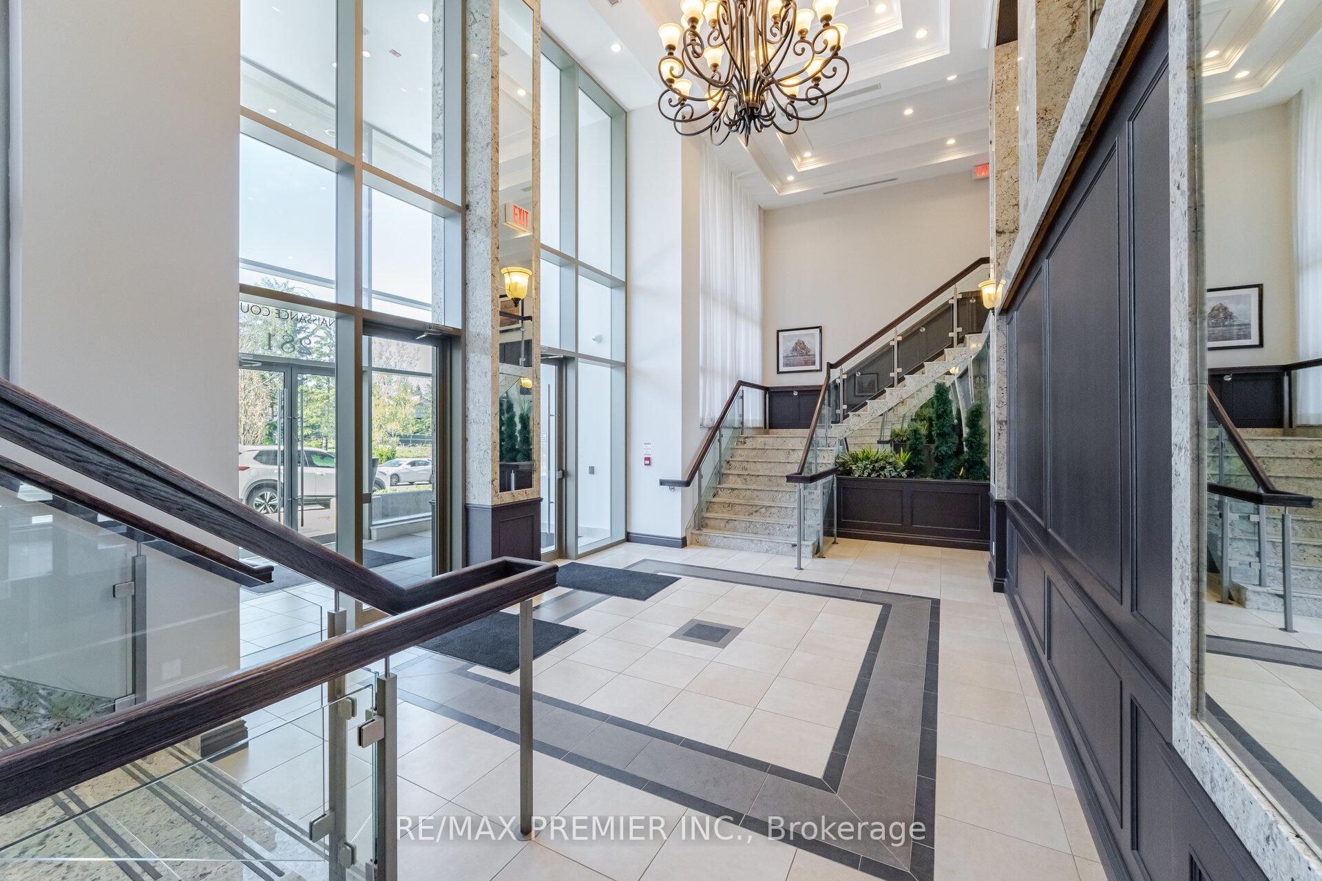 1 Bedroom Condo at 281 Woodbridge,  Vaughan For sale