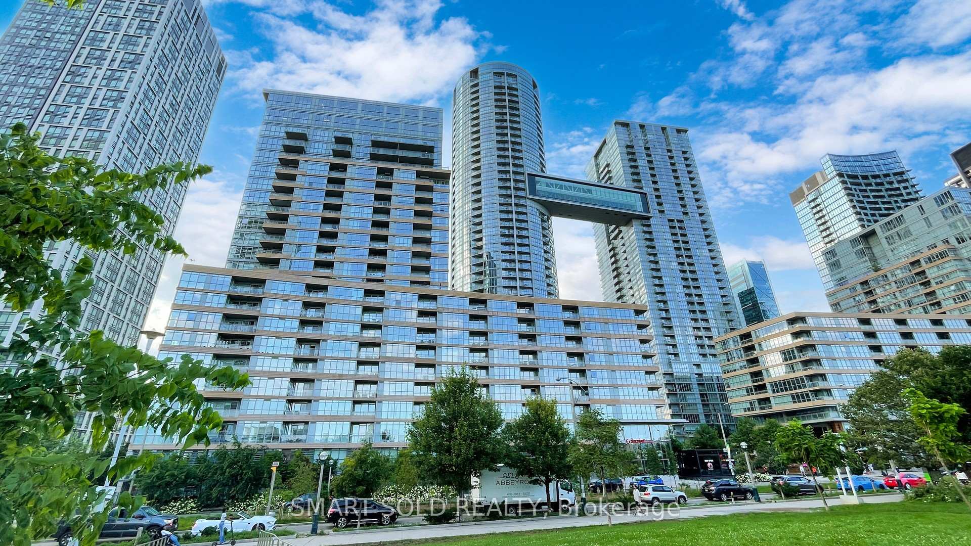 2 Bedrooms Condo at 151 Dan Leckie, Toronto For sale