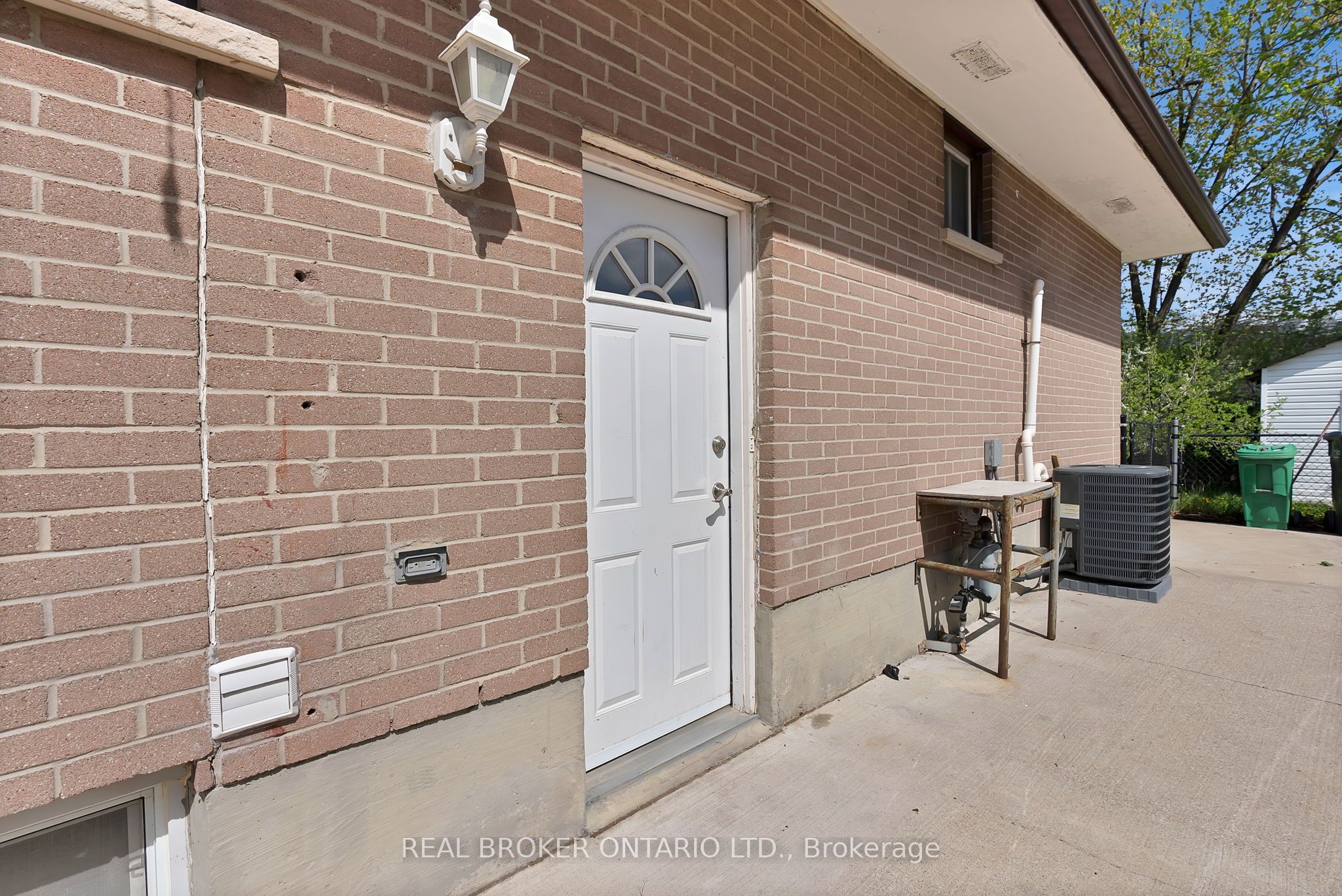 251 Vodden Street E, #Main Fl
