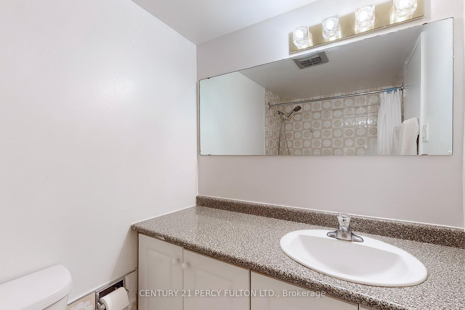 1 Bedroom Condo at 40 Bay Mills, Toronto For sale