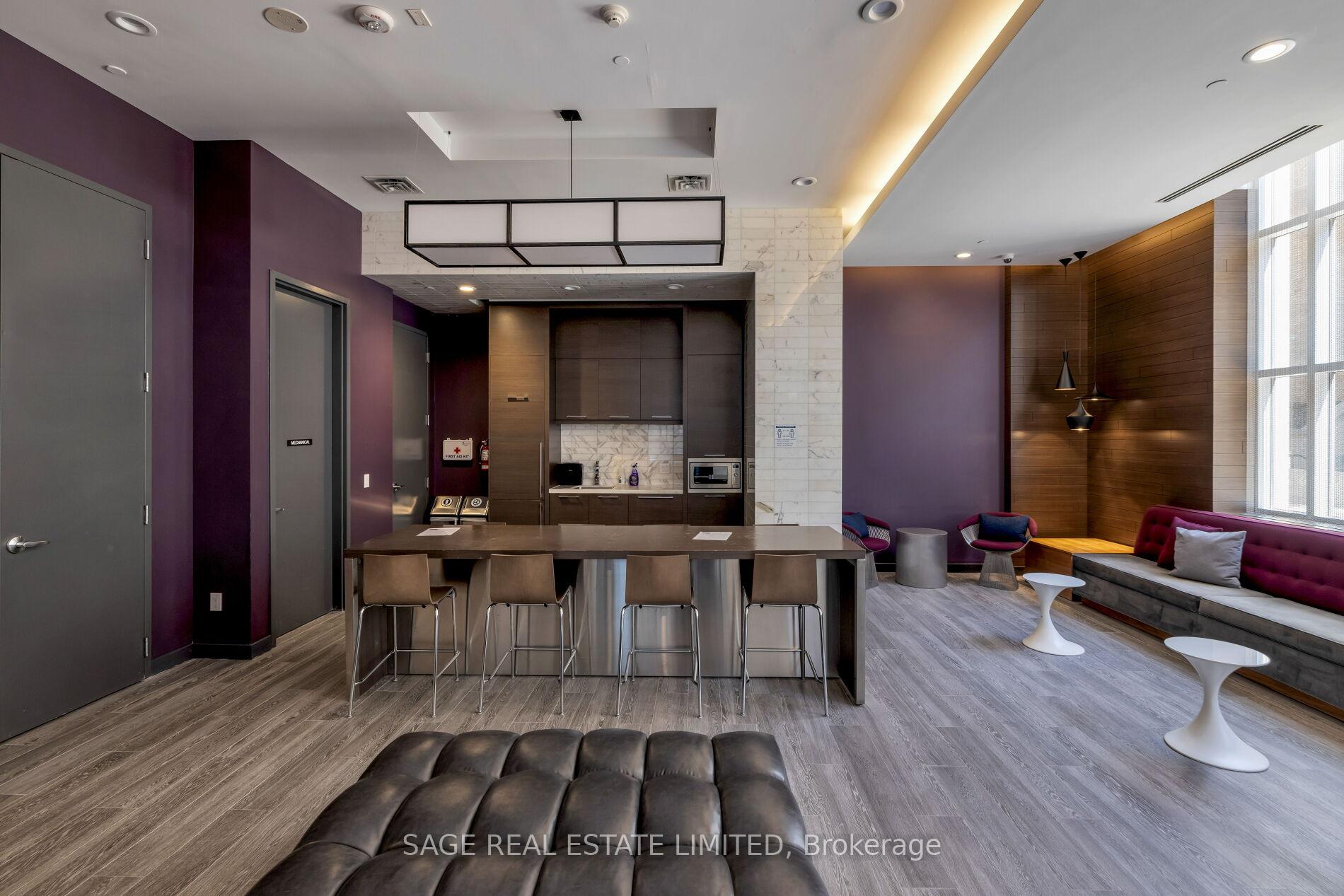 2 Bedrooms Condo at 105 George, Toronto For sale