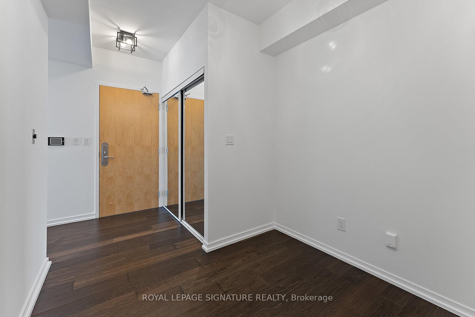 3 Bedrooms Condo at 65 Bremner, Toronto For sale