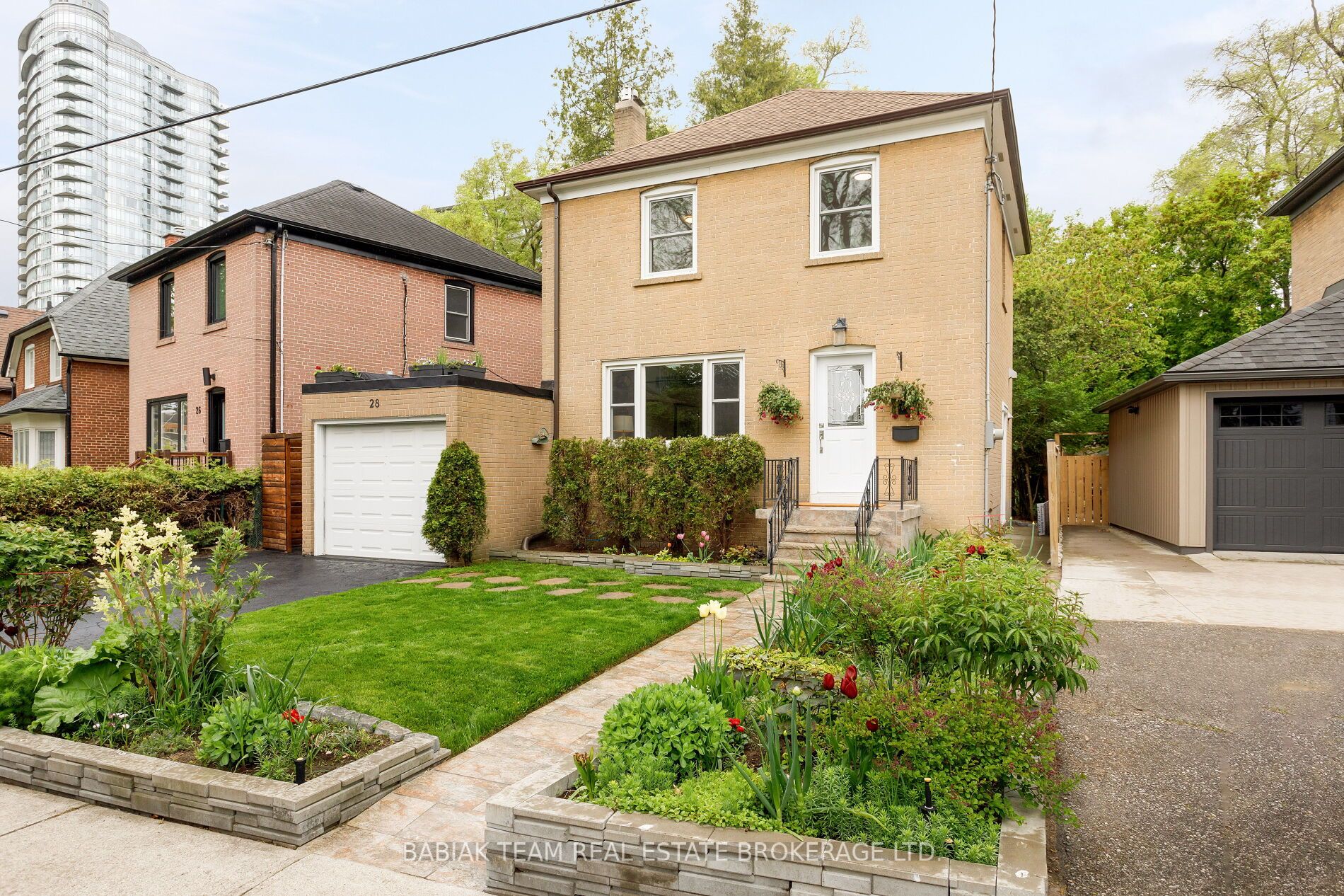 28 Coe Hill Drive