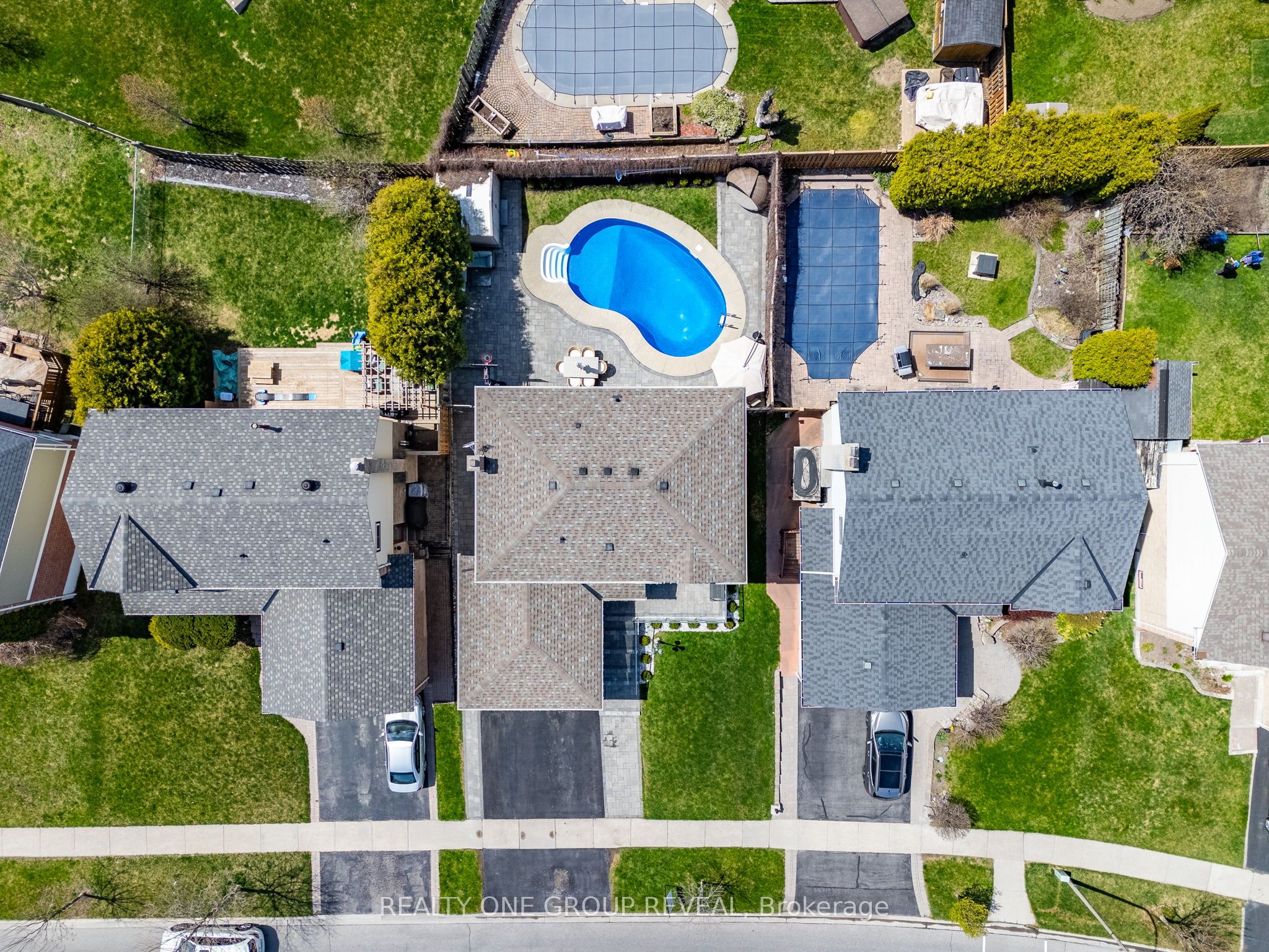 828 White Ash Drive, Whitby, ON L1N 6V6