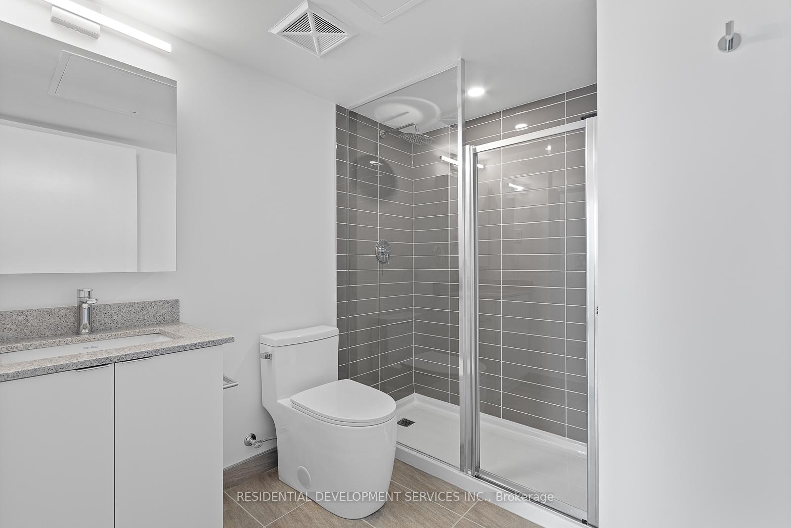 3 Bedrooms Condo at 500 Wilson,  Toronto For sale