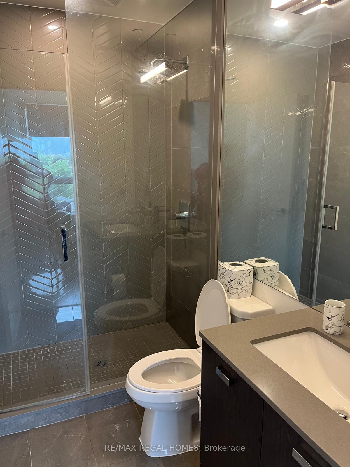 2 Bedrooms Condo at 10 De Boers, Toronto For sale