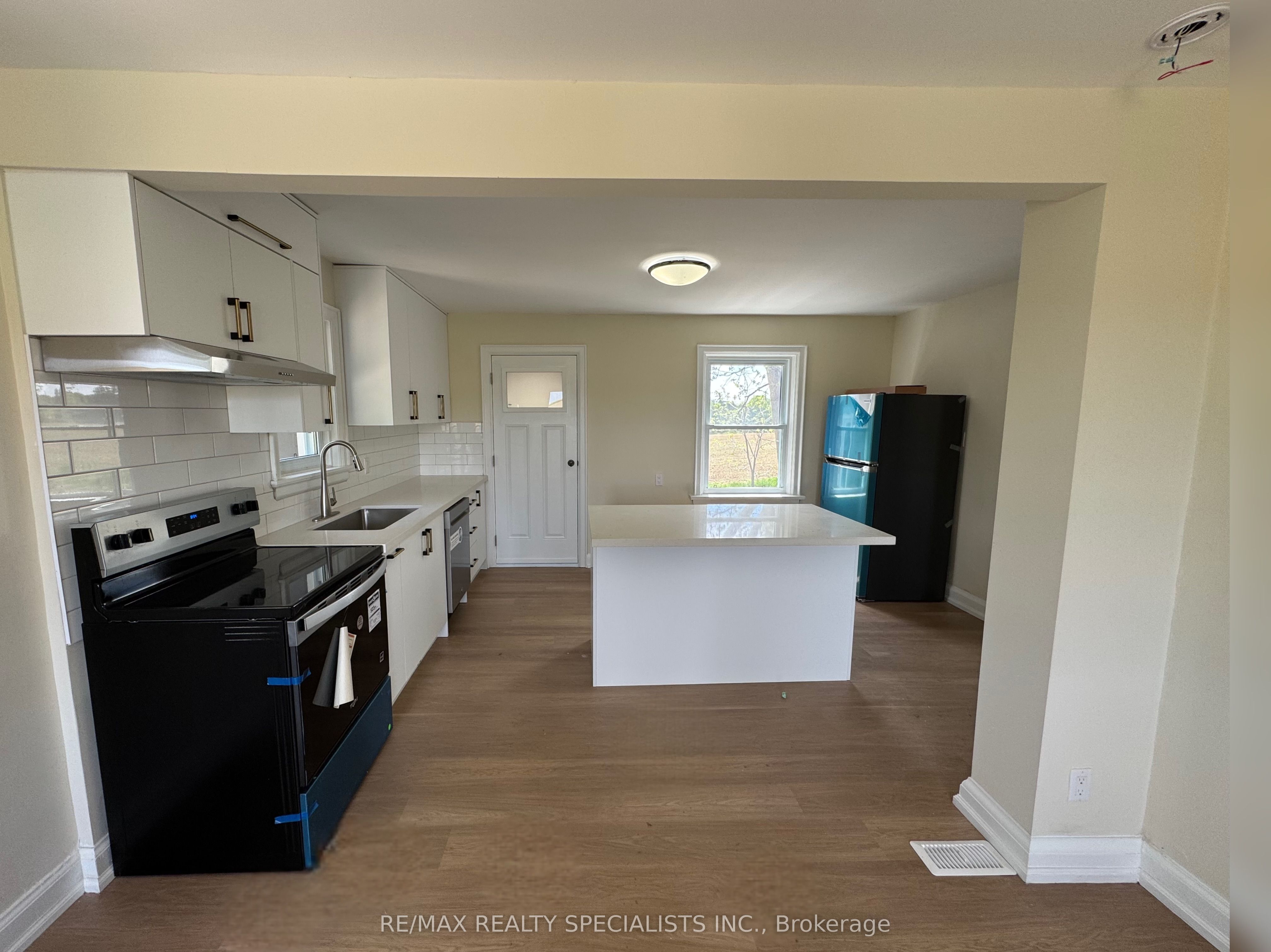 8731 Trafalgar Road