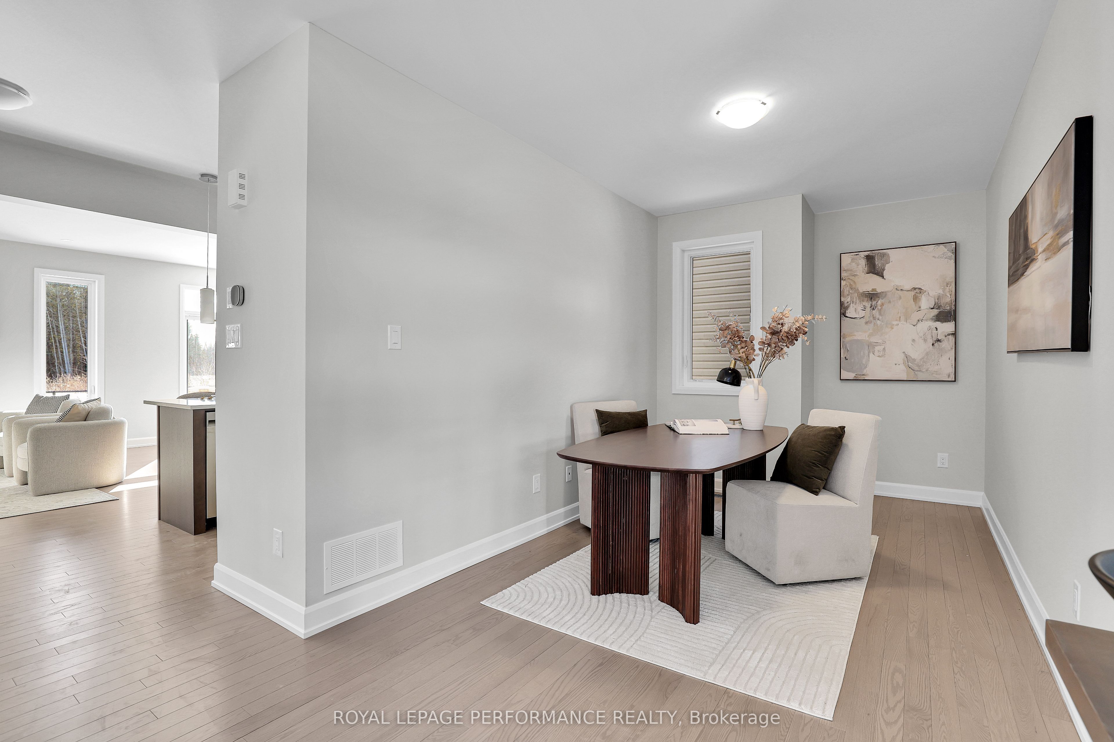 556 Paakanaak Avenue, BlossomParkAirportandArea, ON K1X 0H4