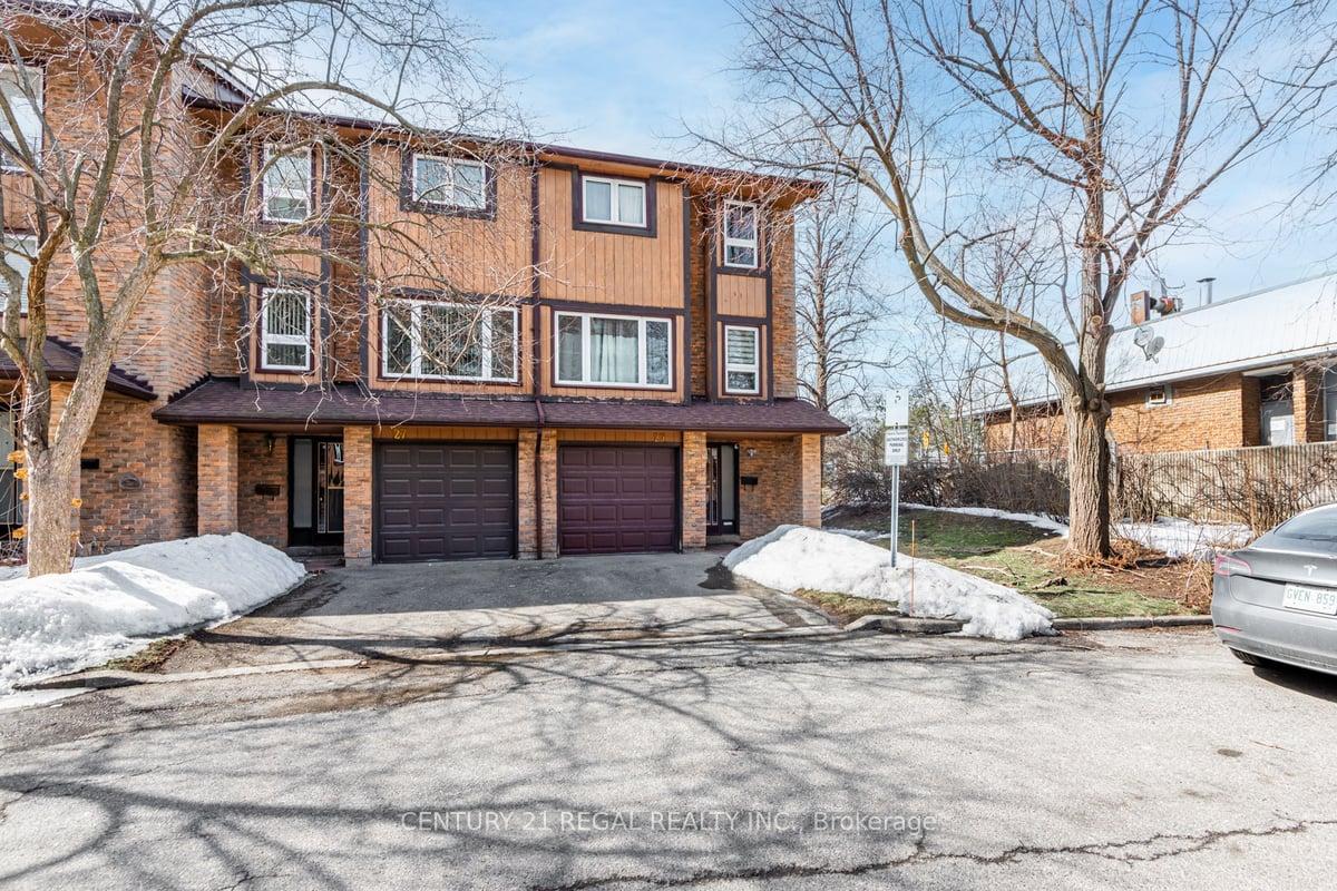 3 Bedrooms Condo at 2359 Birchmount, Toronto For sale