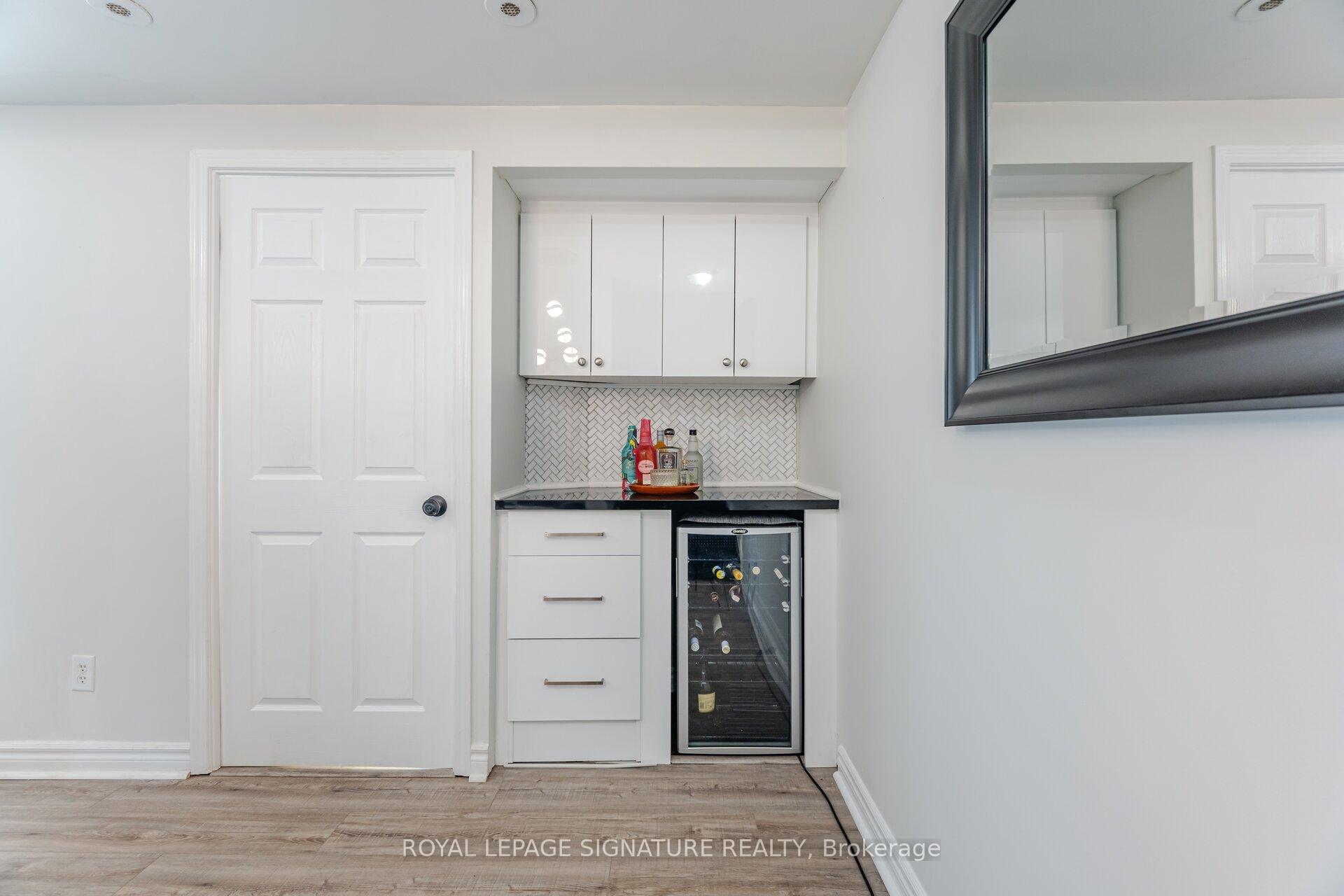 3 Bedrooms Condo at 3031 Finch, Toronto For sale