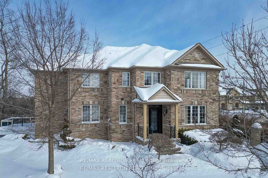 12 Edgevalley