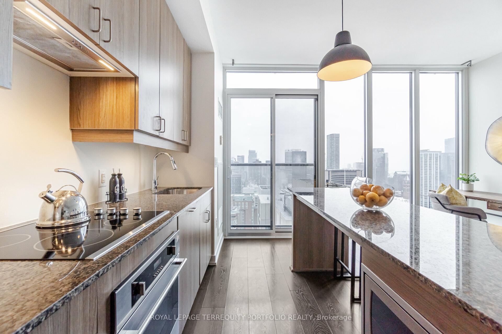 1 Bedroom Condo at 426 University,  Toronto For sale