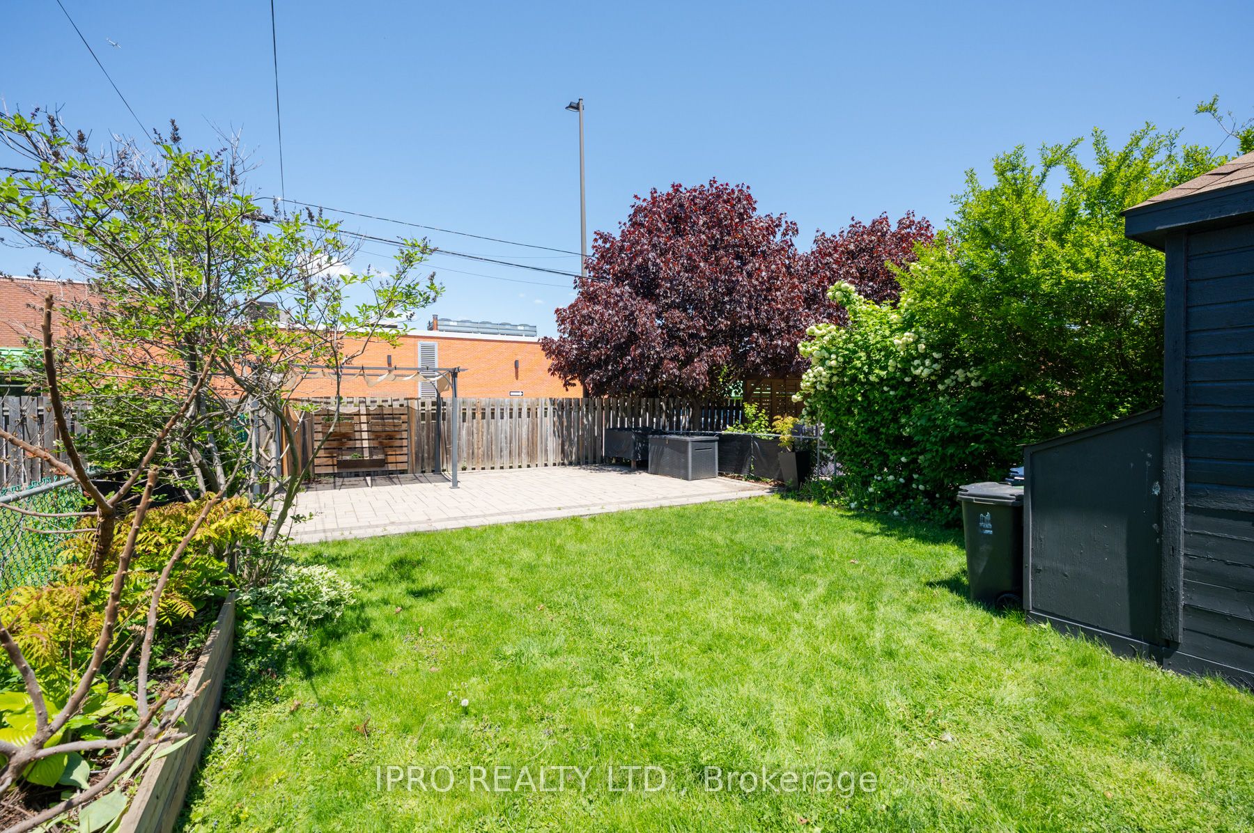 12 Mortimer Avenue