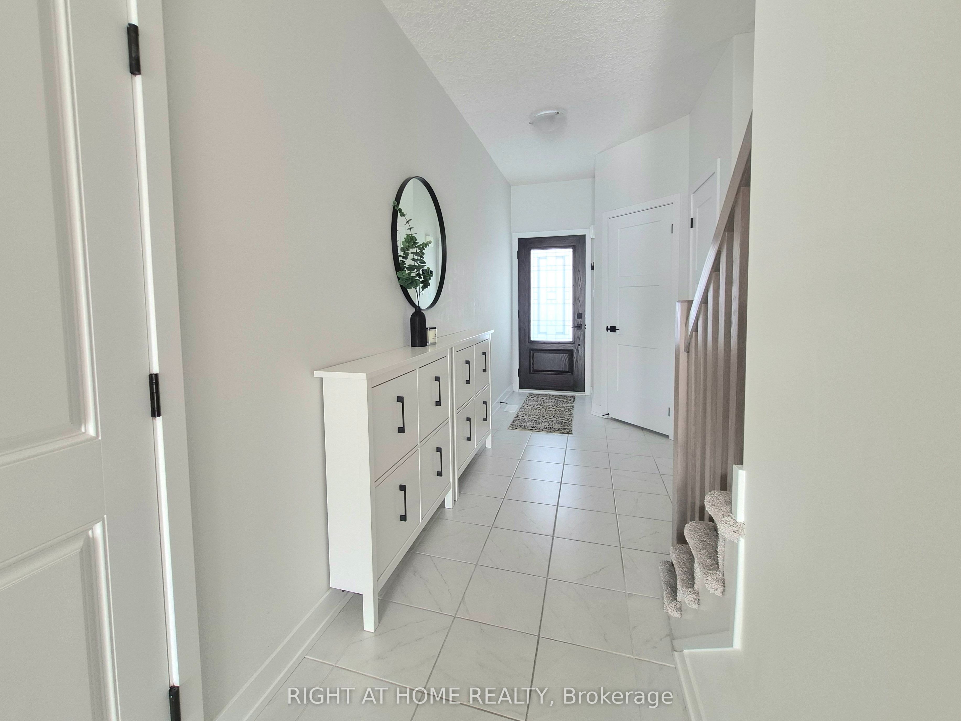 89 Archer Avenue