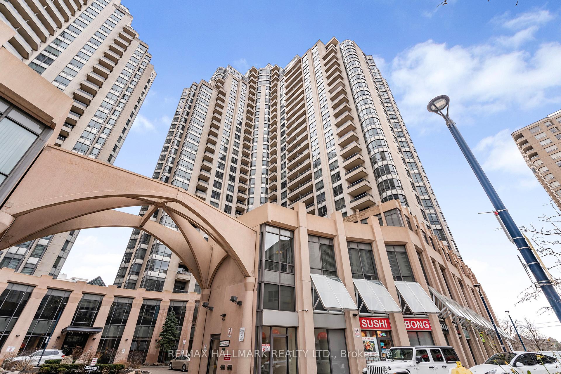 3 Bedrooms Condo at 5 Northtown, Toronto For sale