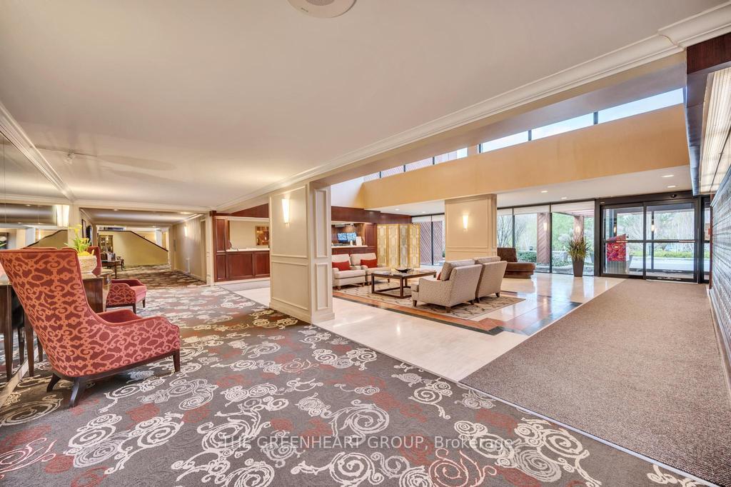 3 Bedrooms Condo at 1400 Dixie,  Mississauga For sale