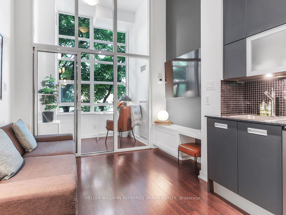 380 Macpherson