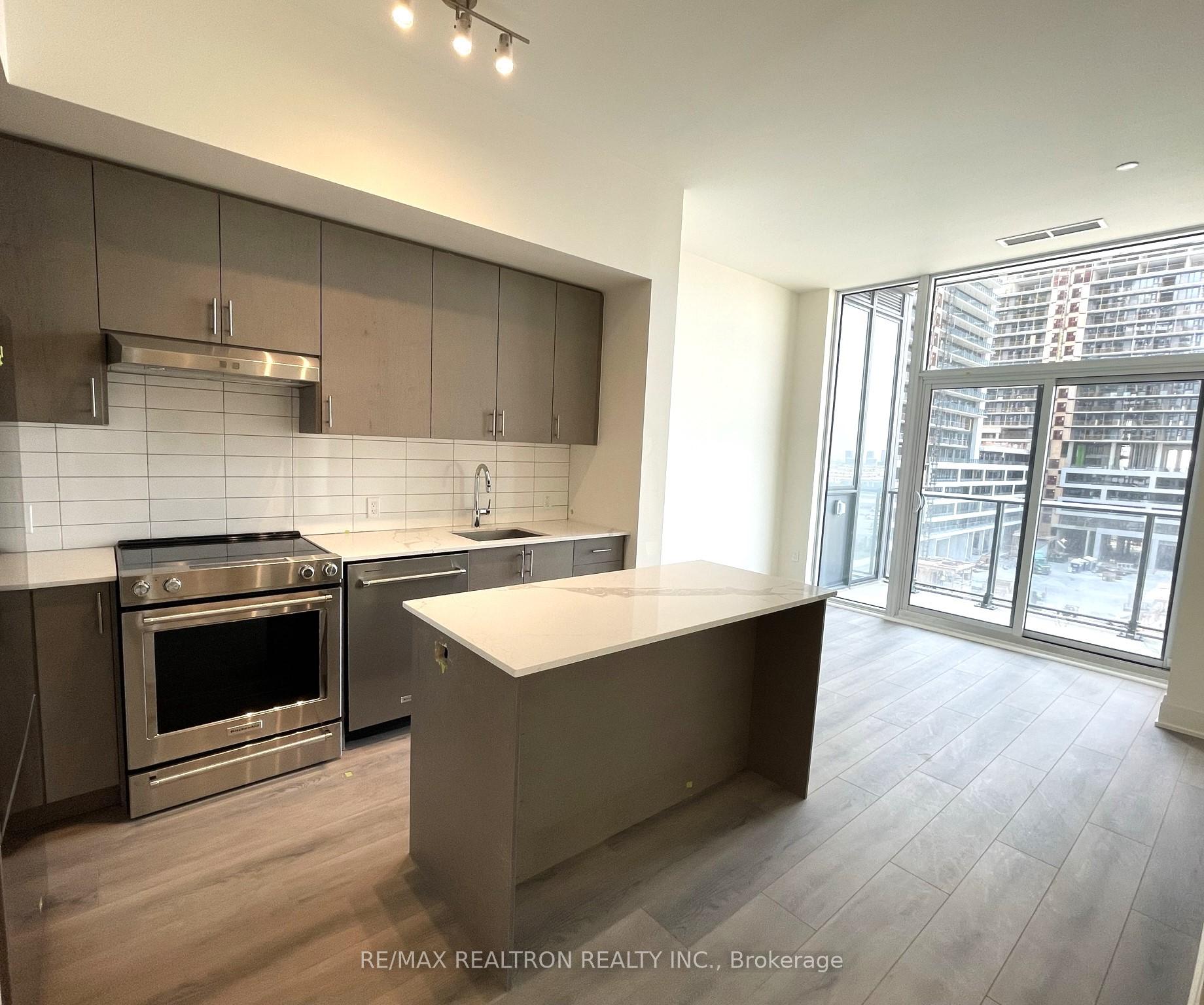 1 Bedroom Condo at 9000 Jane, Vaughan For sale
