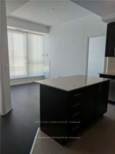 #701 - 5001 Corporate Drive, Burlington, ON L7L 0H5