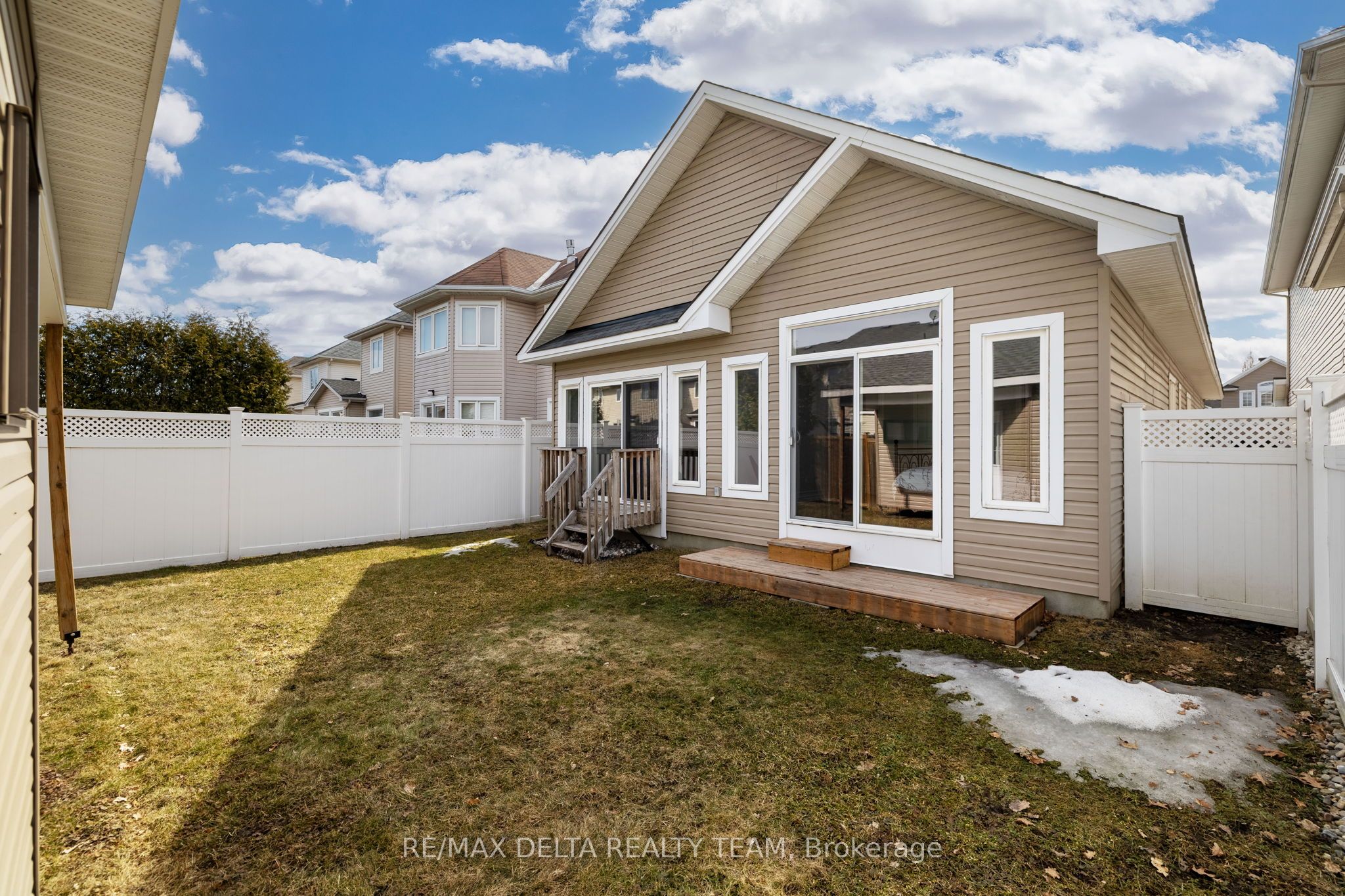 941 Scala Avenue, Orleans - Cumberland and Area 1119 - Notting Hill/Summerside