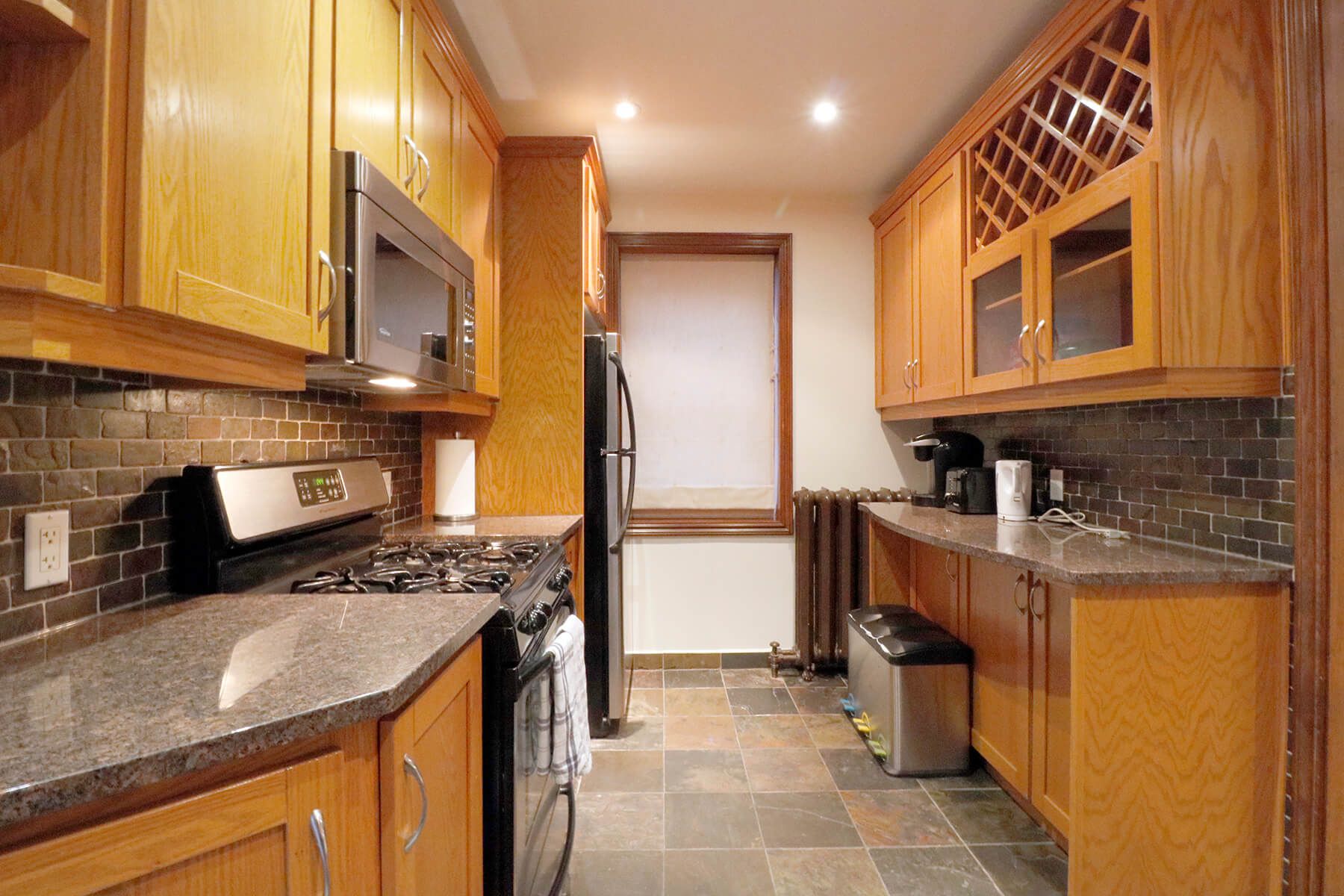 510 Jarvis Street 4
