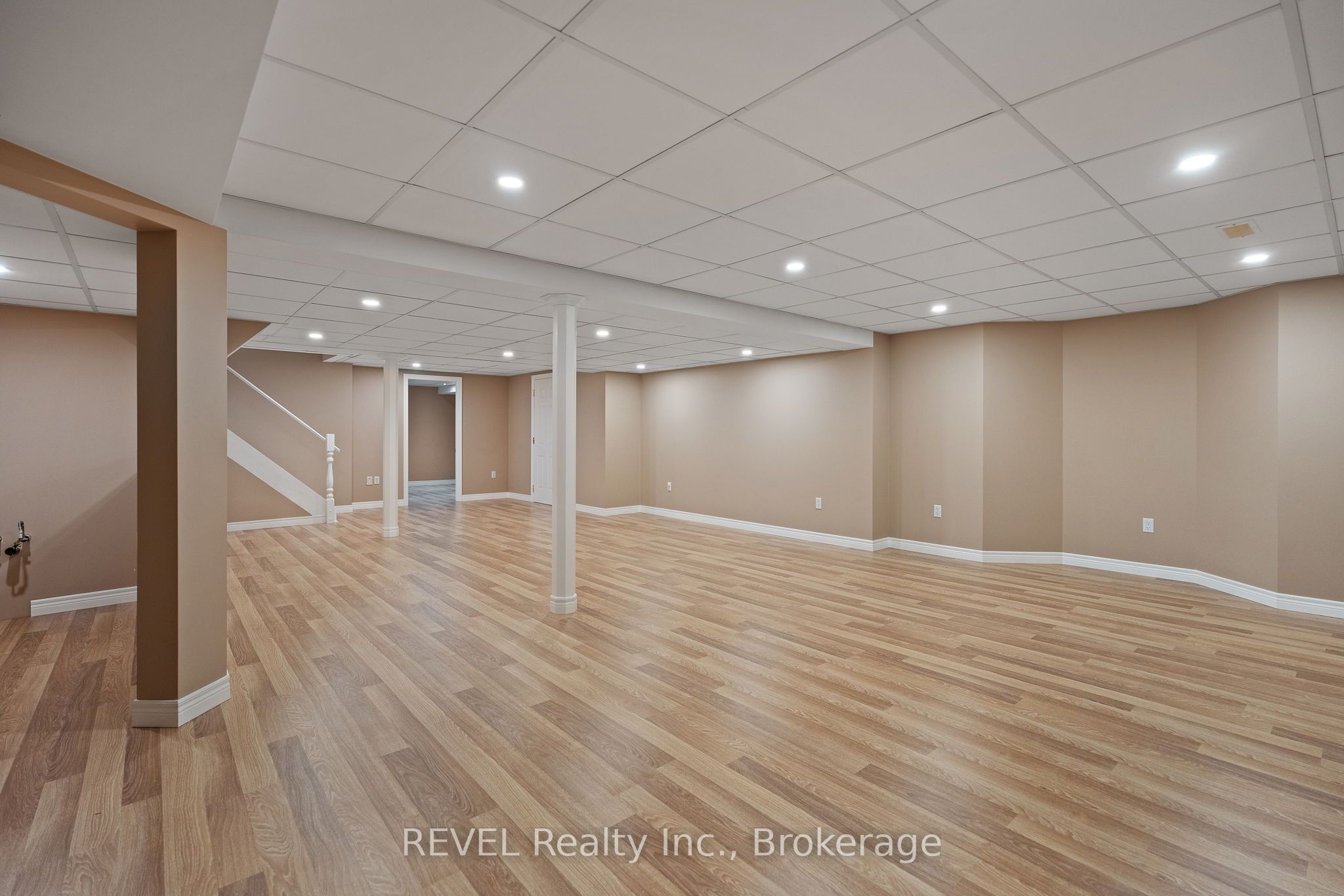 42 Vinifera Drive