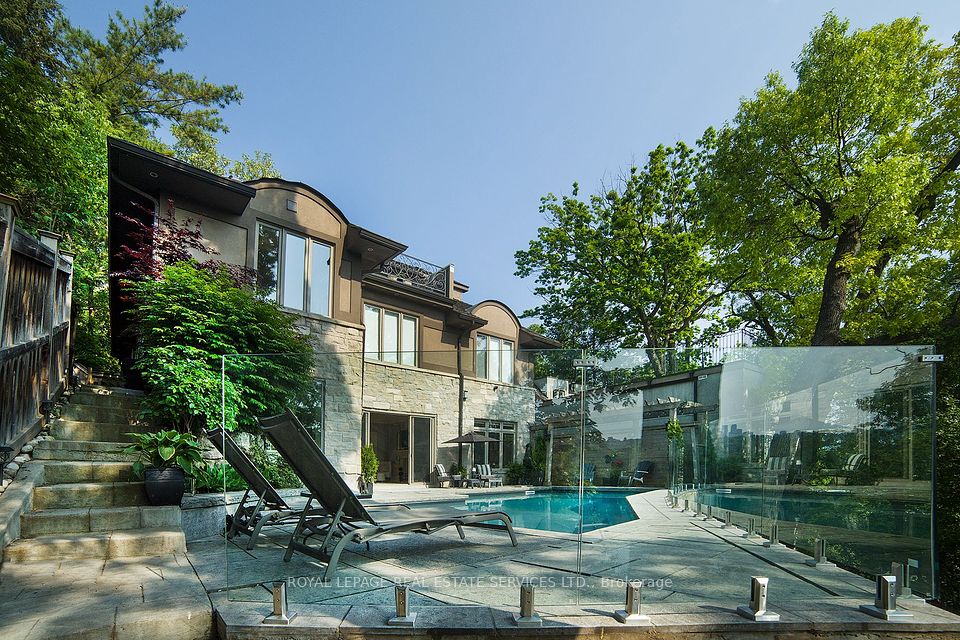 43 Riverside