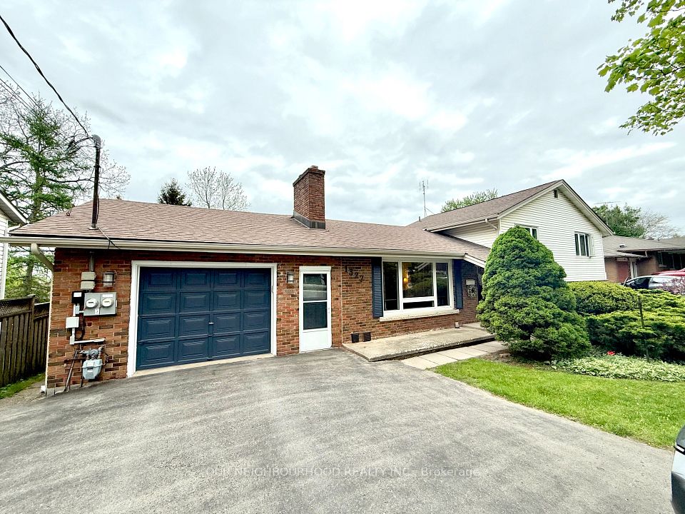 1327 Pelham
