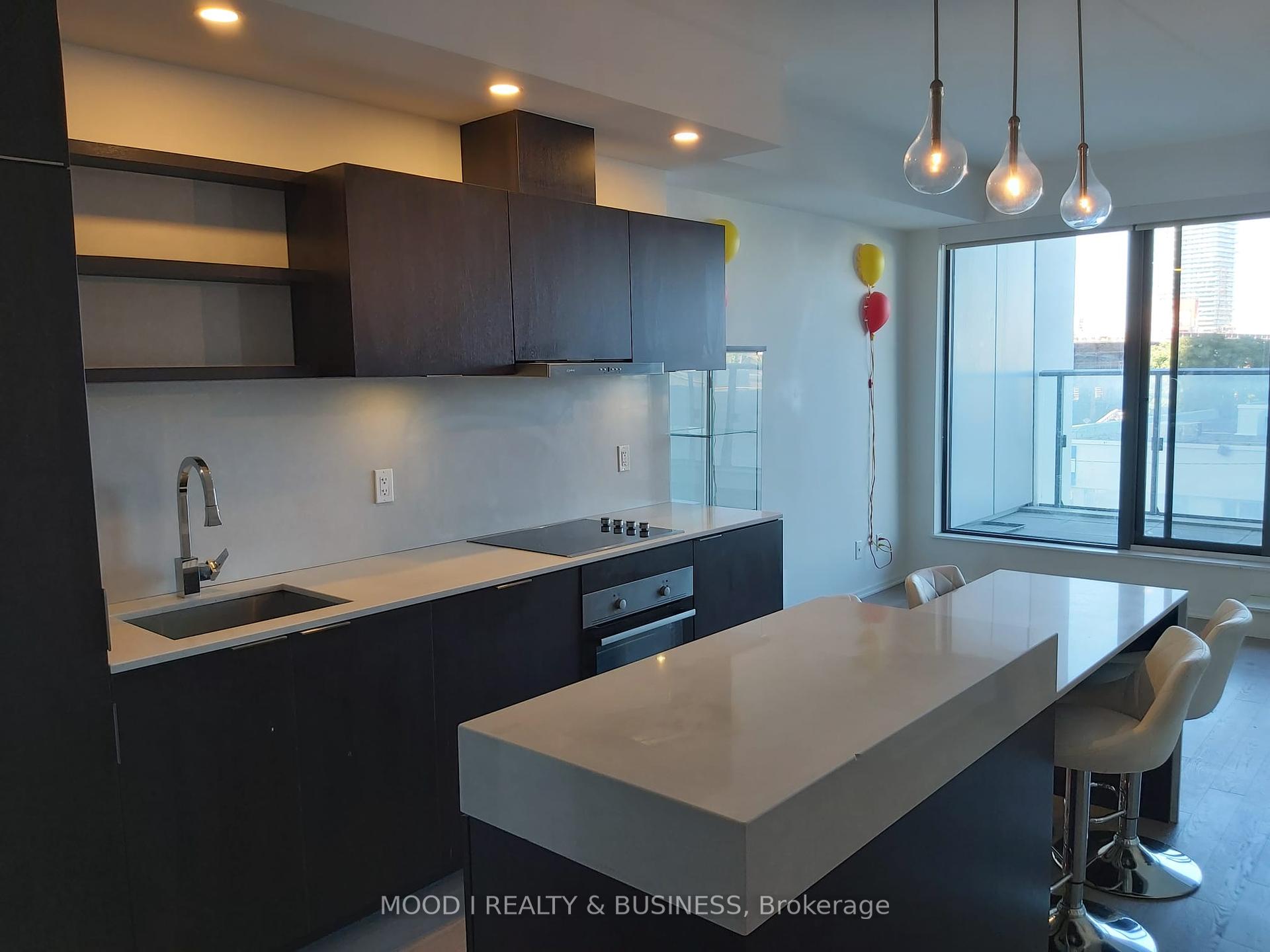 3 Bedrooms Condo at 12 Bonnycastle, Toronto For sale