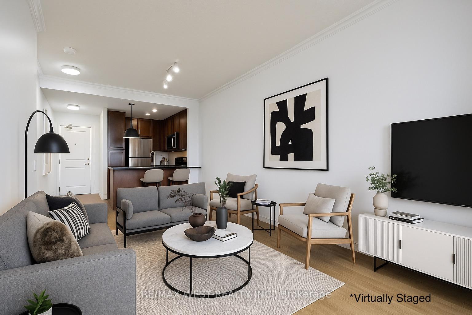 2 Bedrooms Condo at 9235 Jane, Vaughan For sale