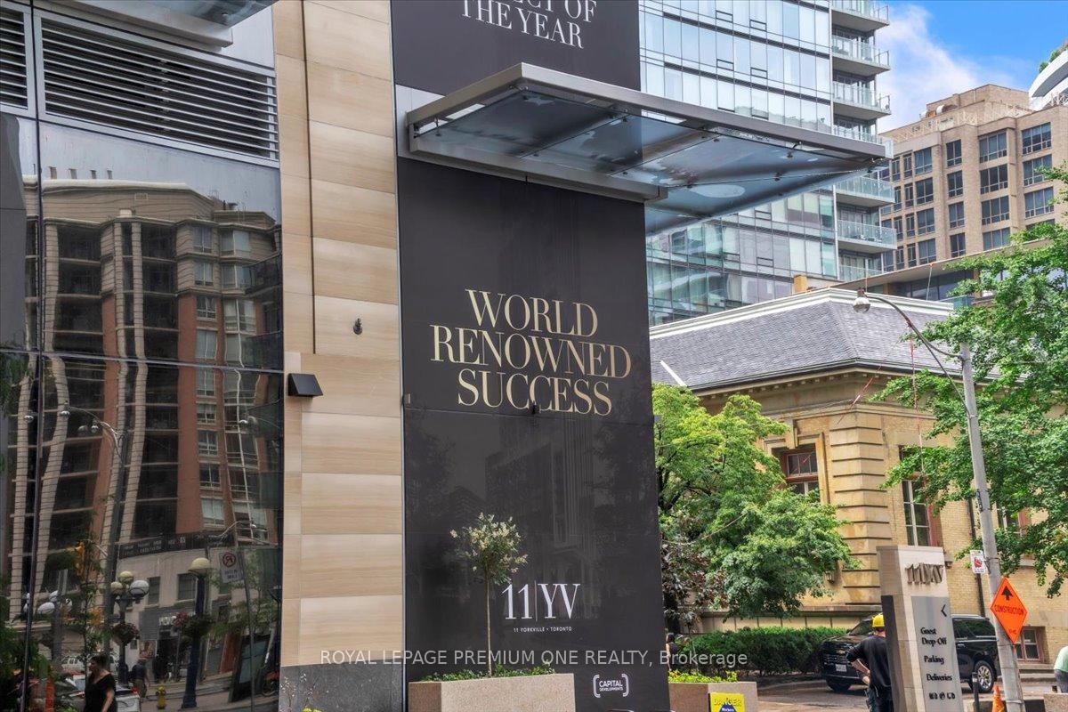 2 Bedrooms Condo at 11 Yorkville, Toronto For sale